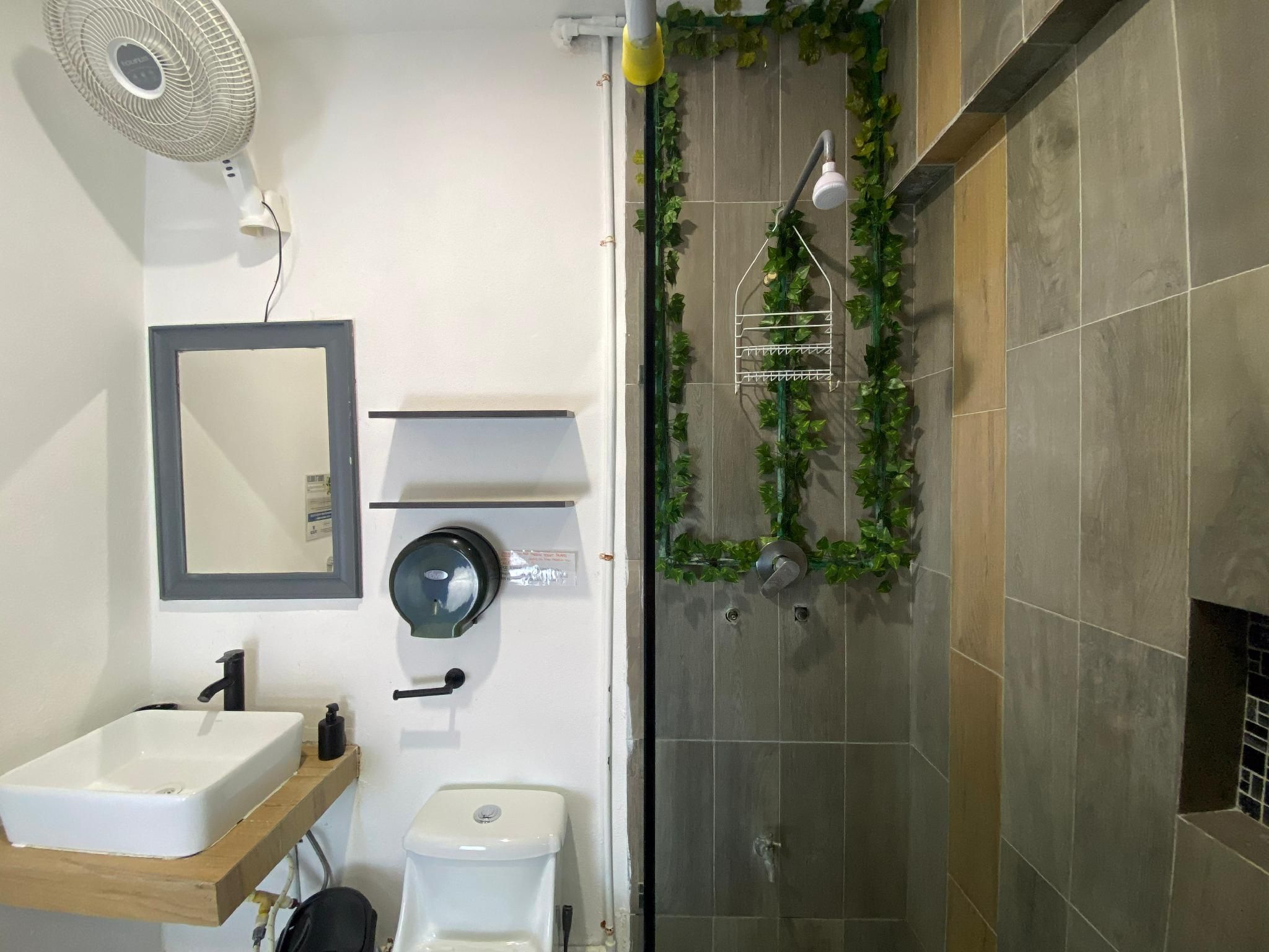 8 Person in 8-Bed Dormitory with En-Suite - Female Only