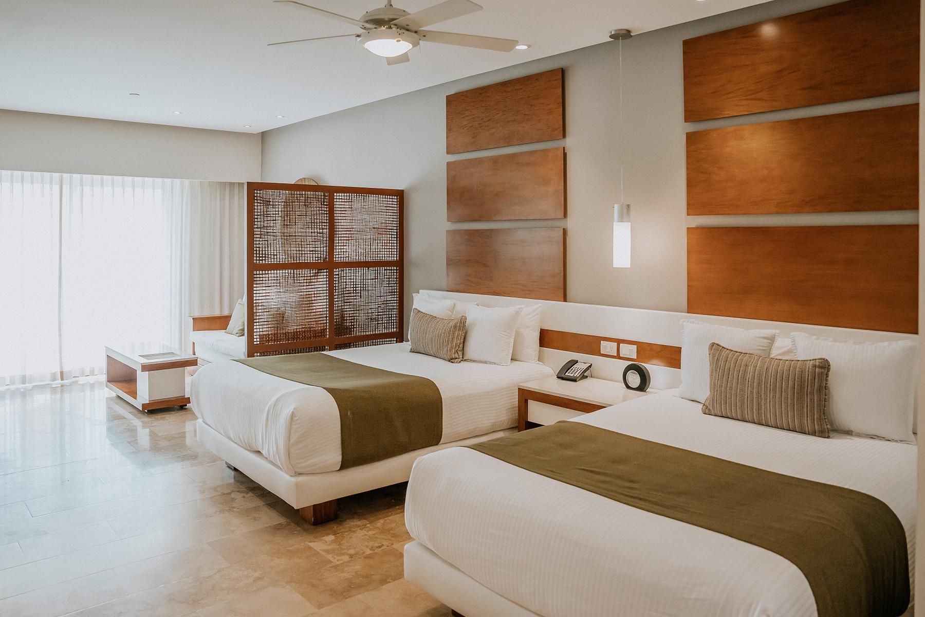Deluxe Junior Suite with 2 Queen Beds