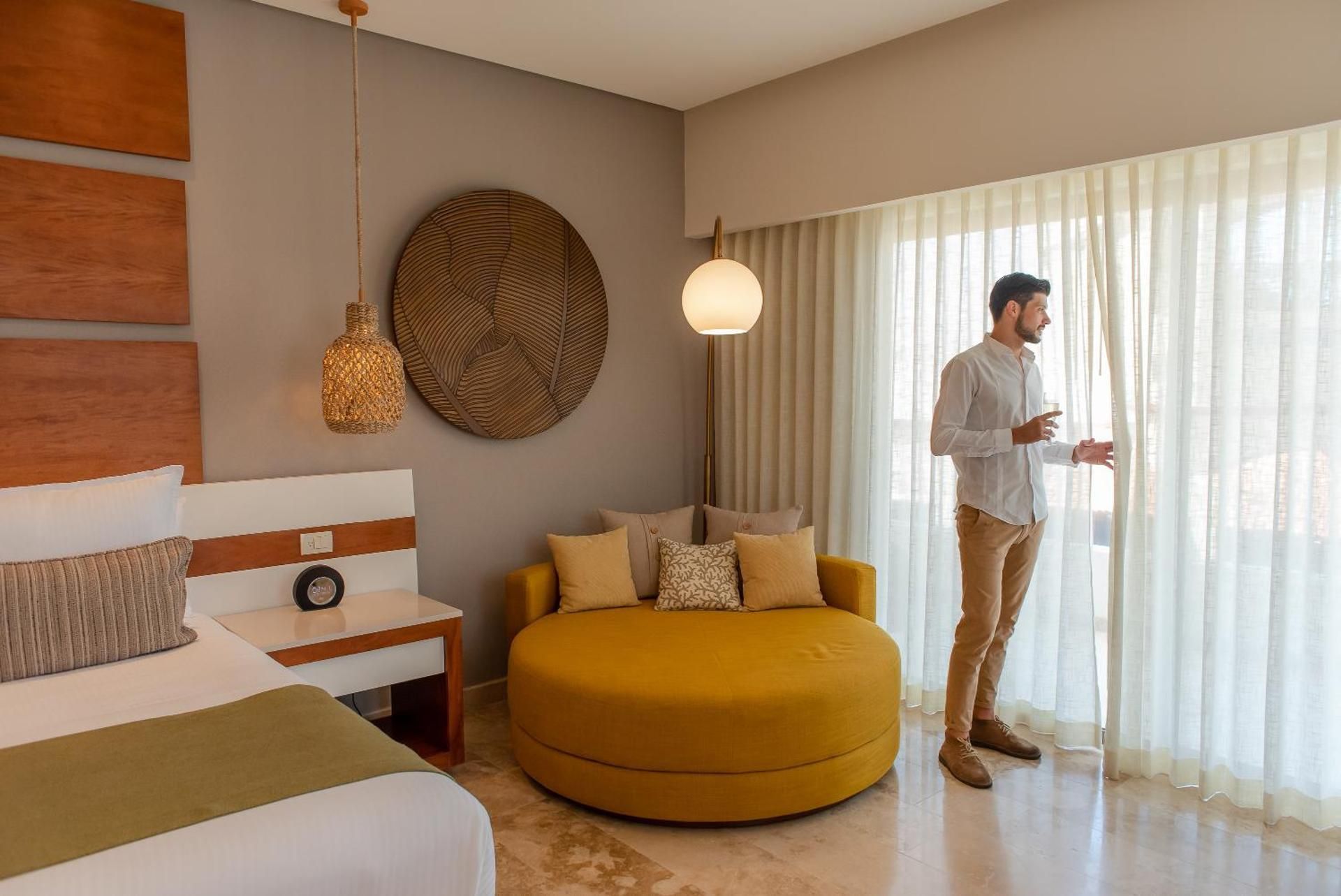 Deluxe Junior Suite, City View