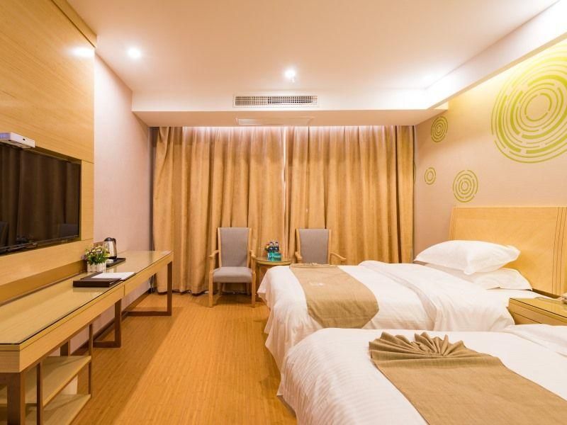 2 Bed Twin Superior Room