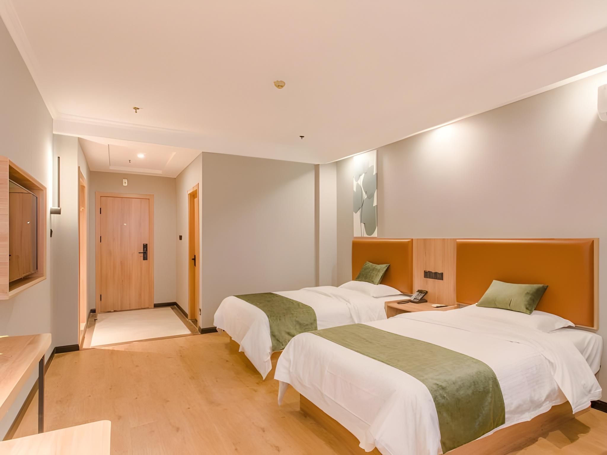 2 Bed Twin Superior Room