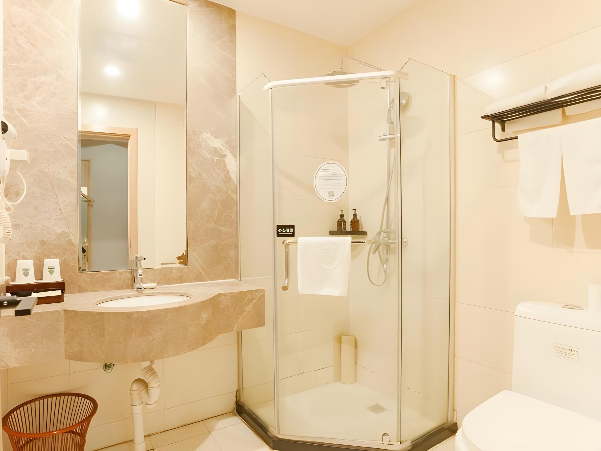 Twin Bedroom