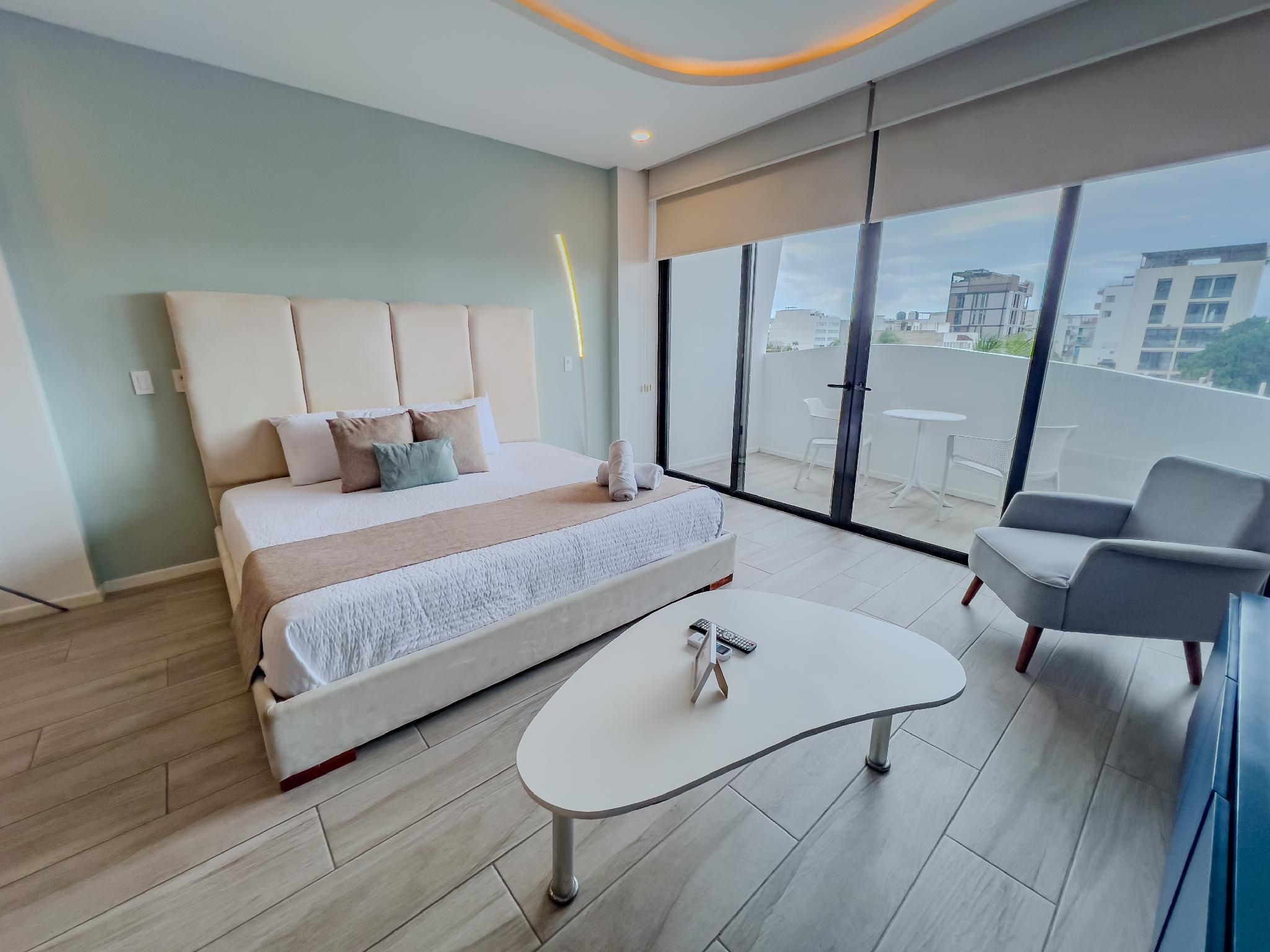 Superior - 1 King Bed