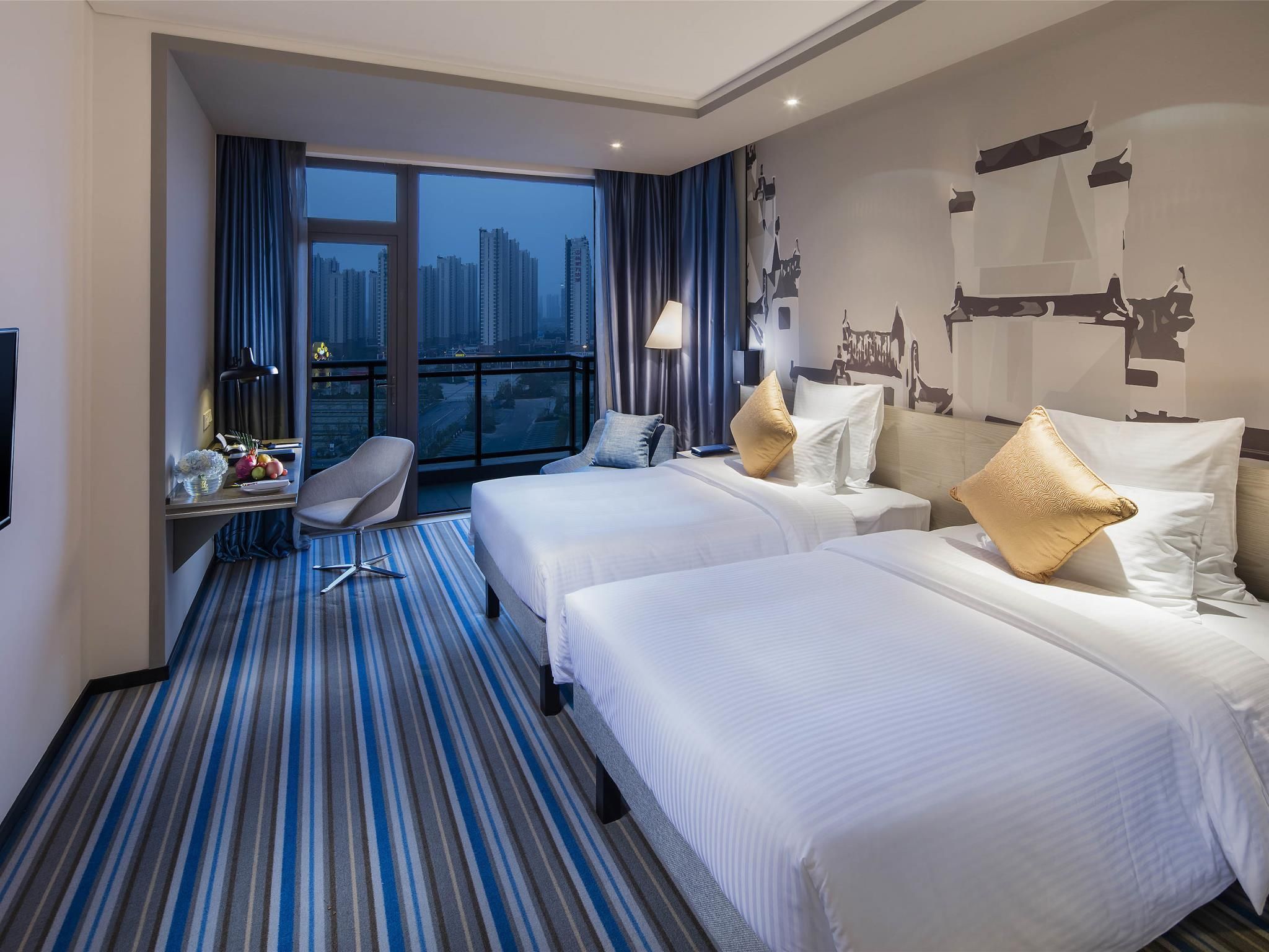 Premier Twin Room
