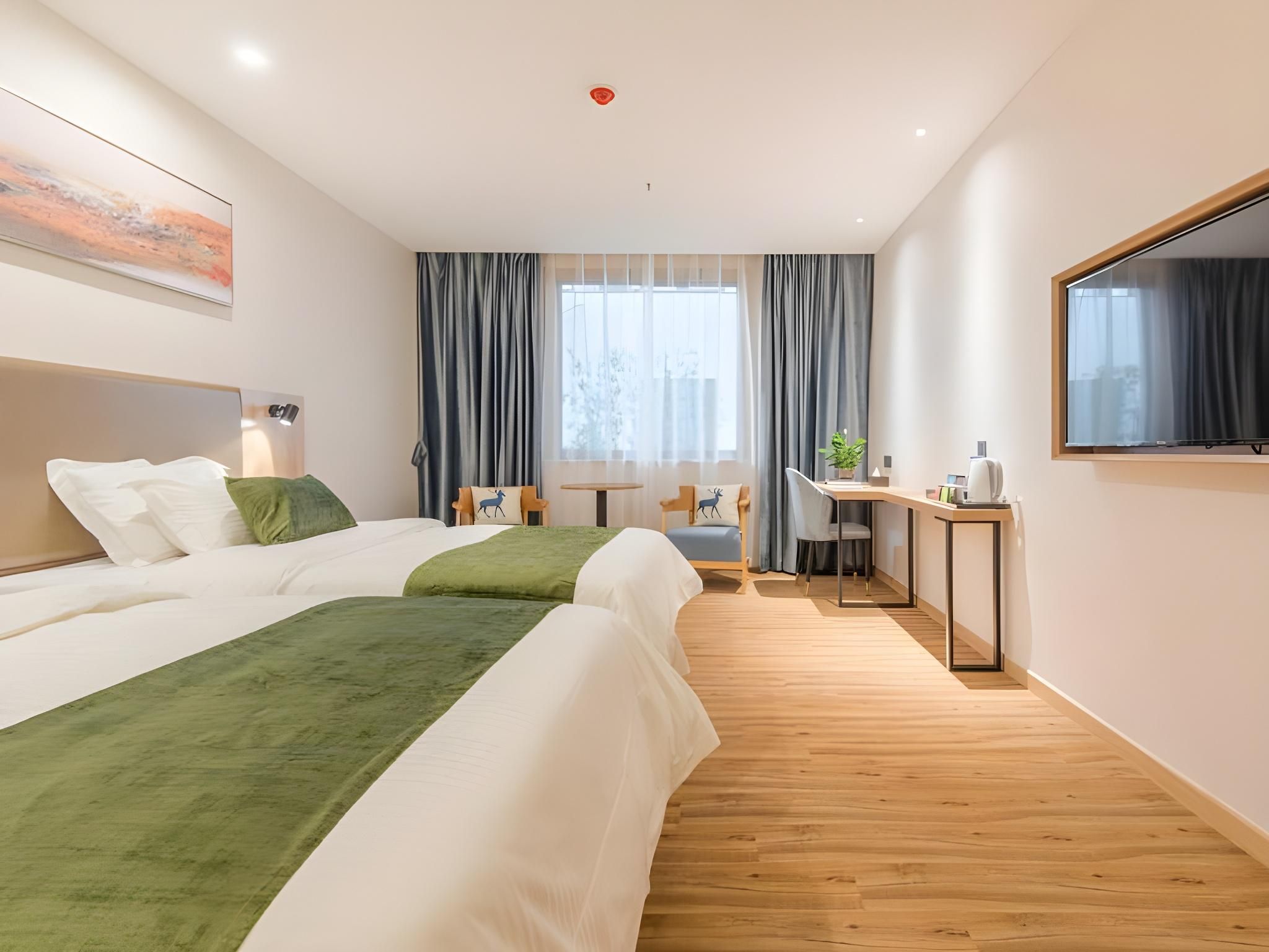 Twin Bed Room