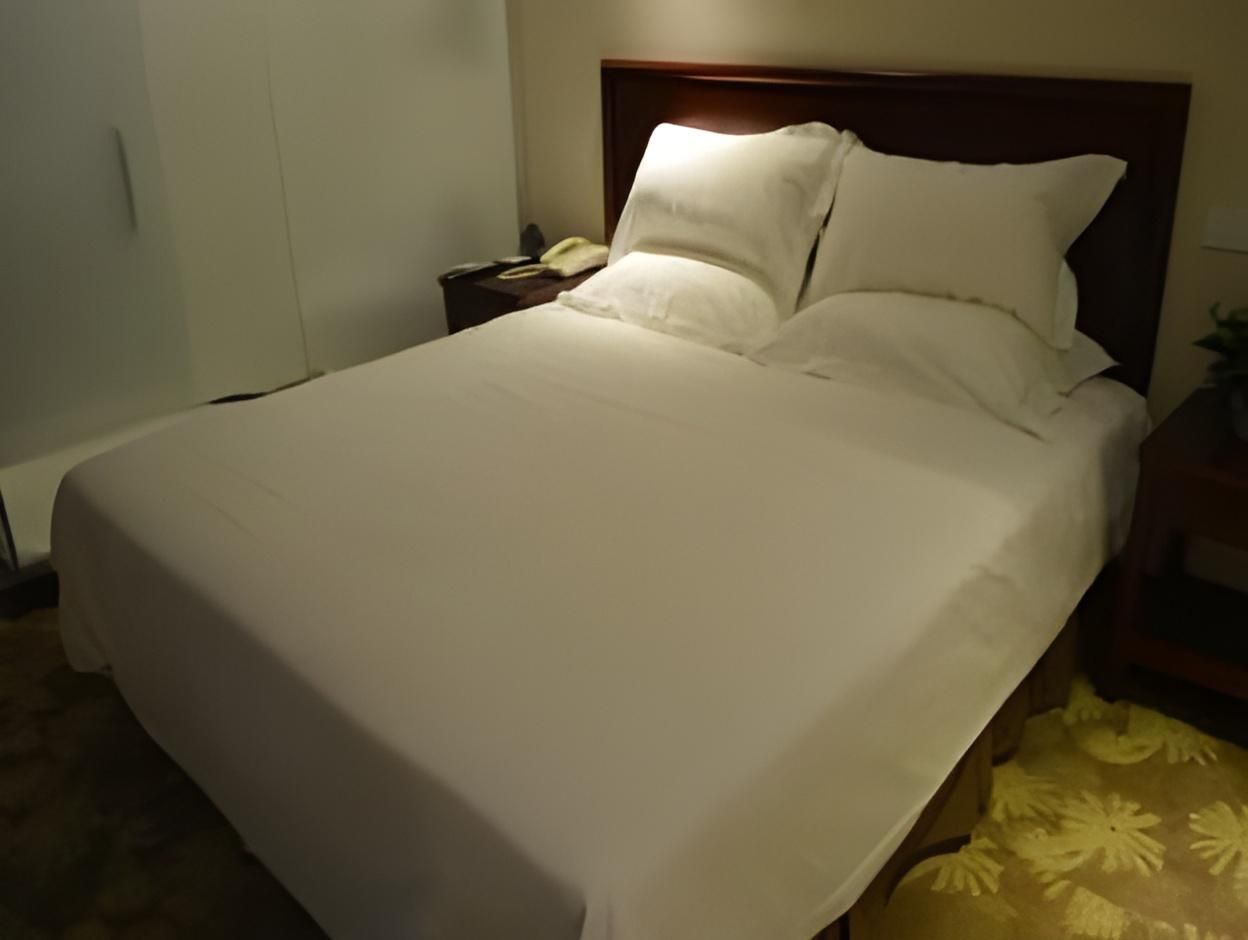 GTI - Business 1 Bed Room, Patio Window