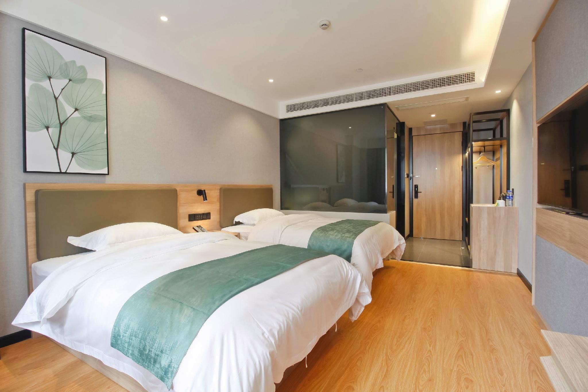 2 Bed Twin Superior Room