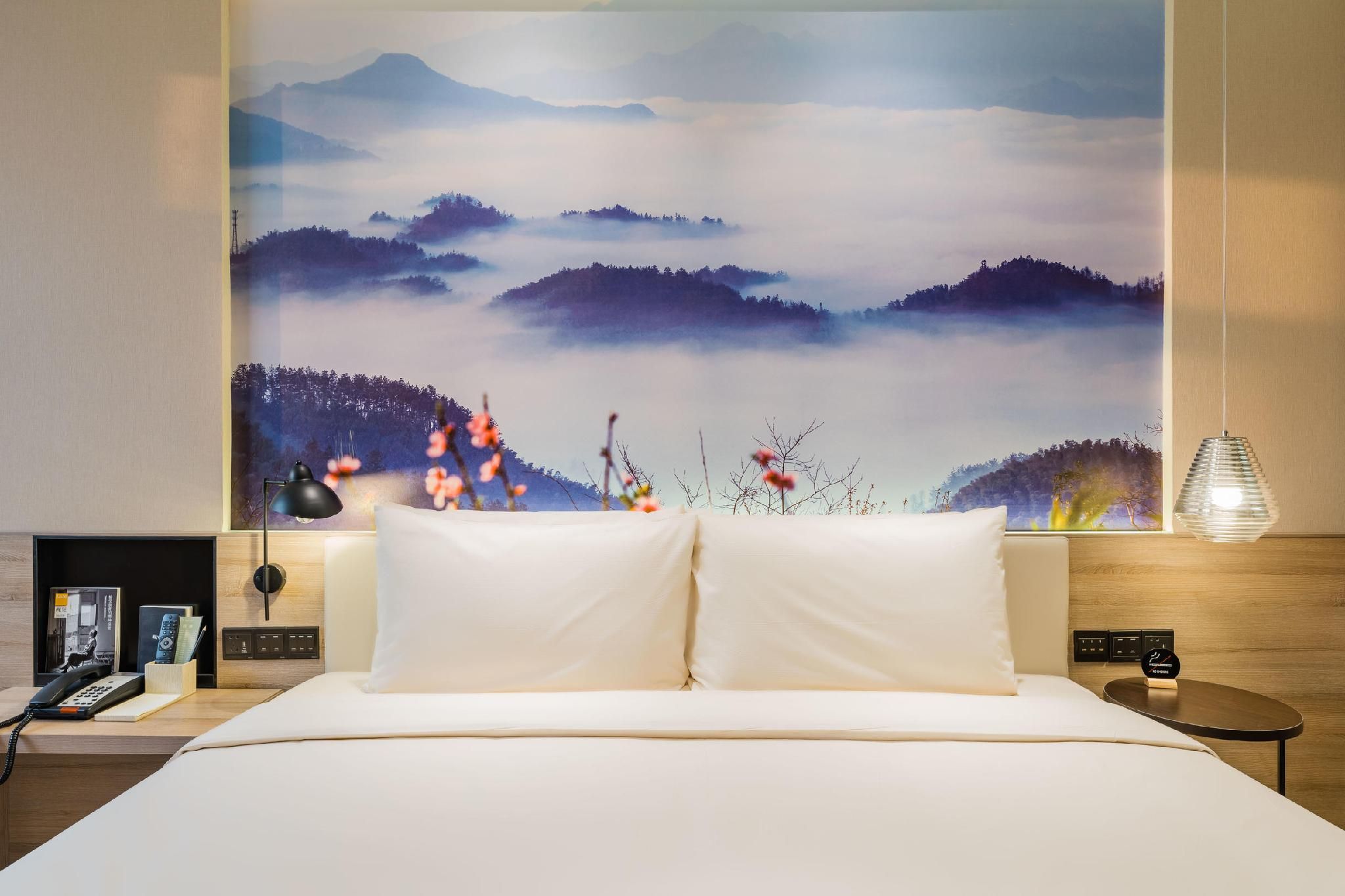 Atour - Elegant Room
