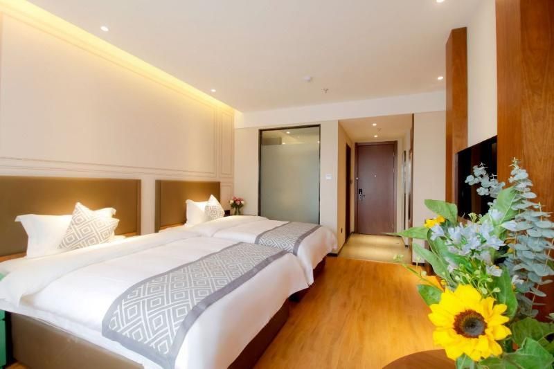 Twin Deluxe Room