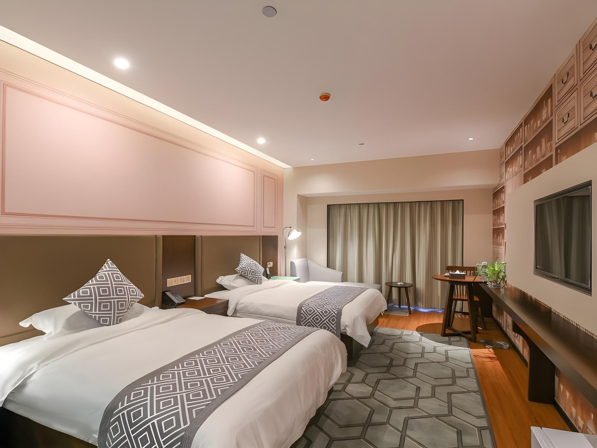 Twin Deluxe Room
