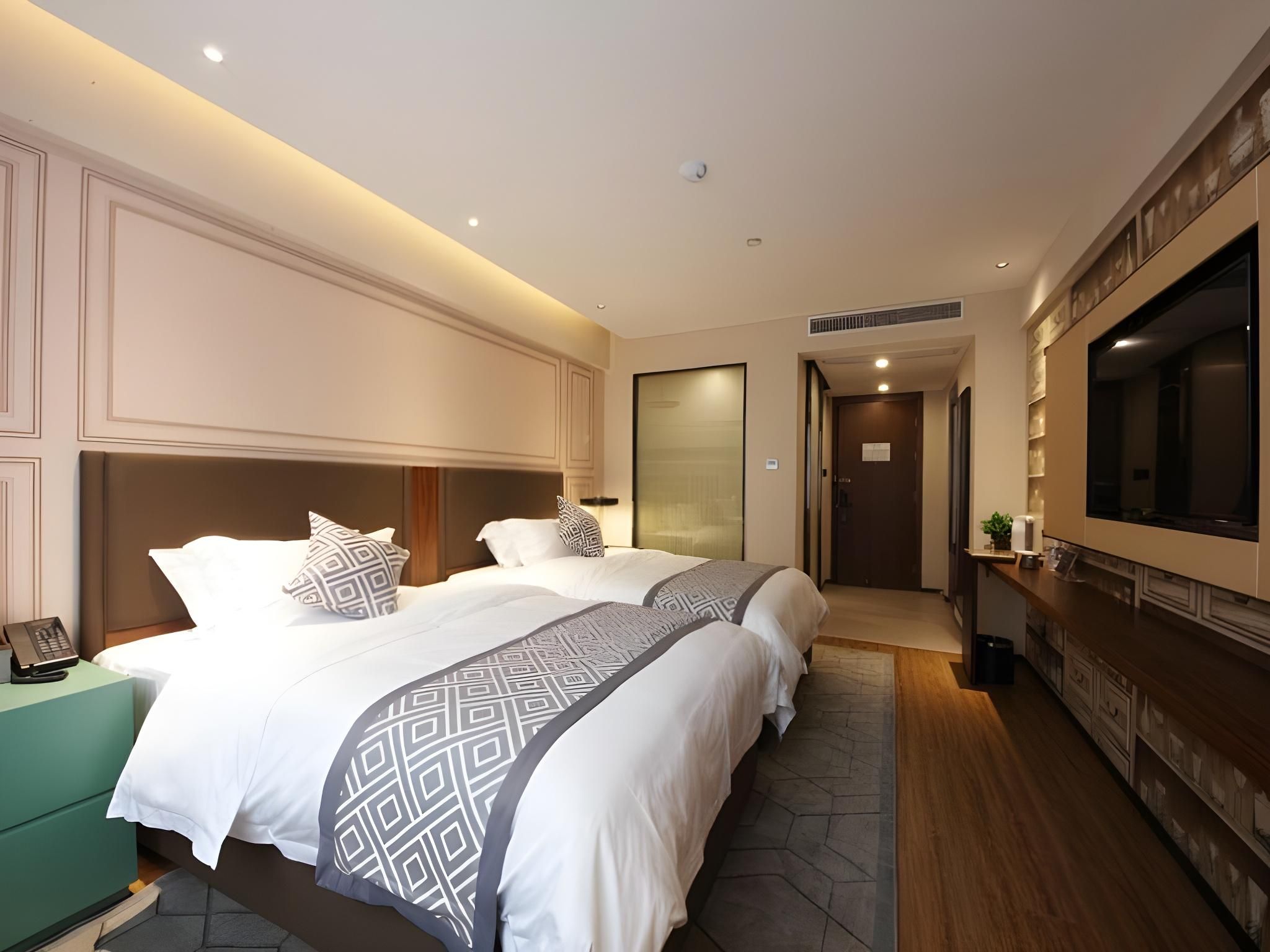 Twin Deluxe Room