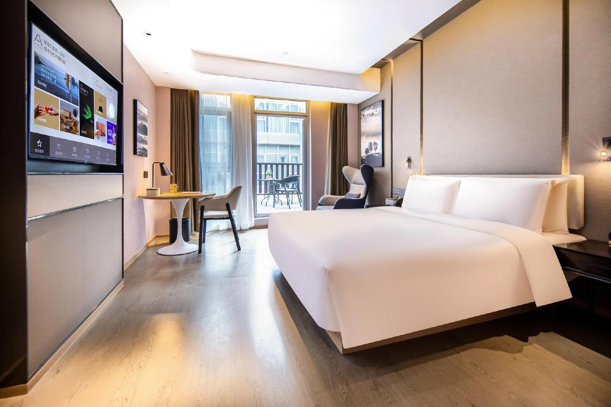 Executive Courtyard Queen