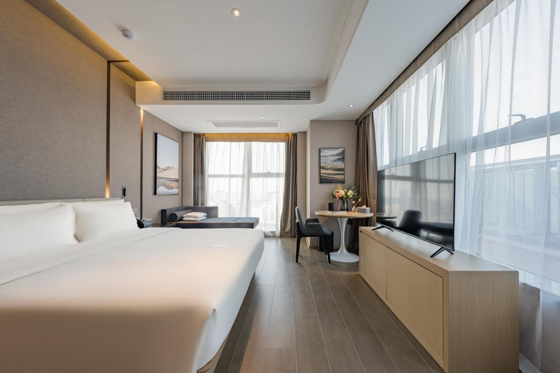 Deluxe Double Room with City View