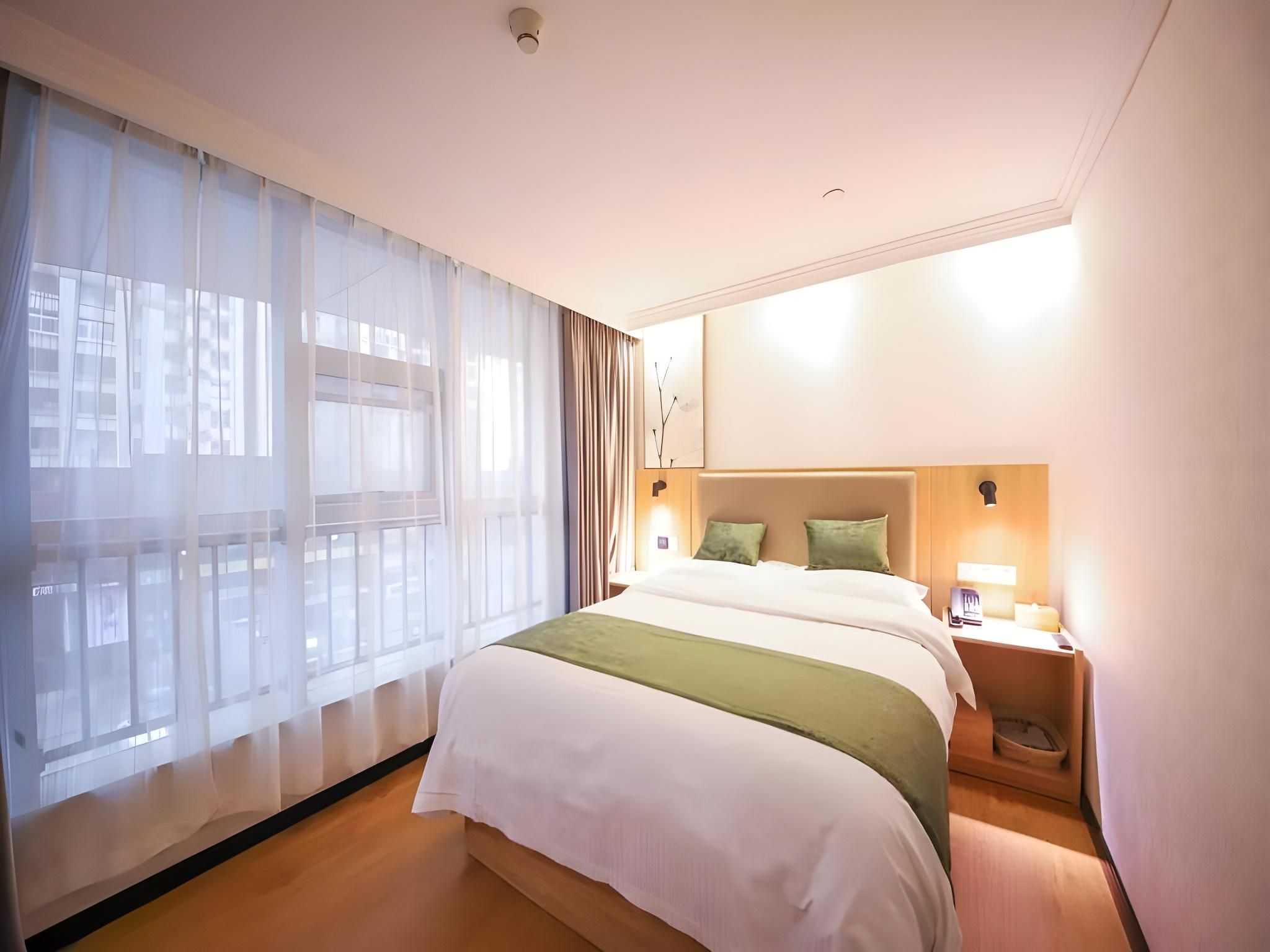 GTI - 1 Bed Guest Room, 1.5M Bed