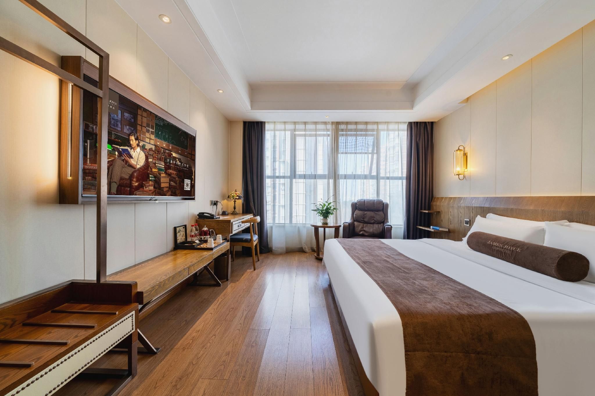 James Joyce - Feifan Bed Room