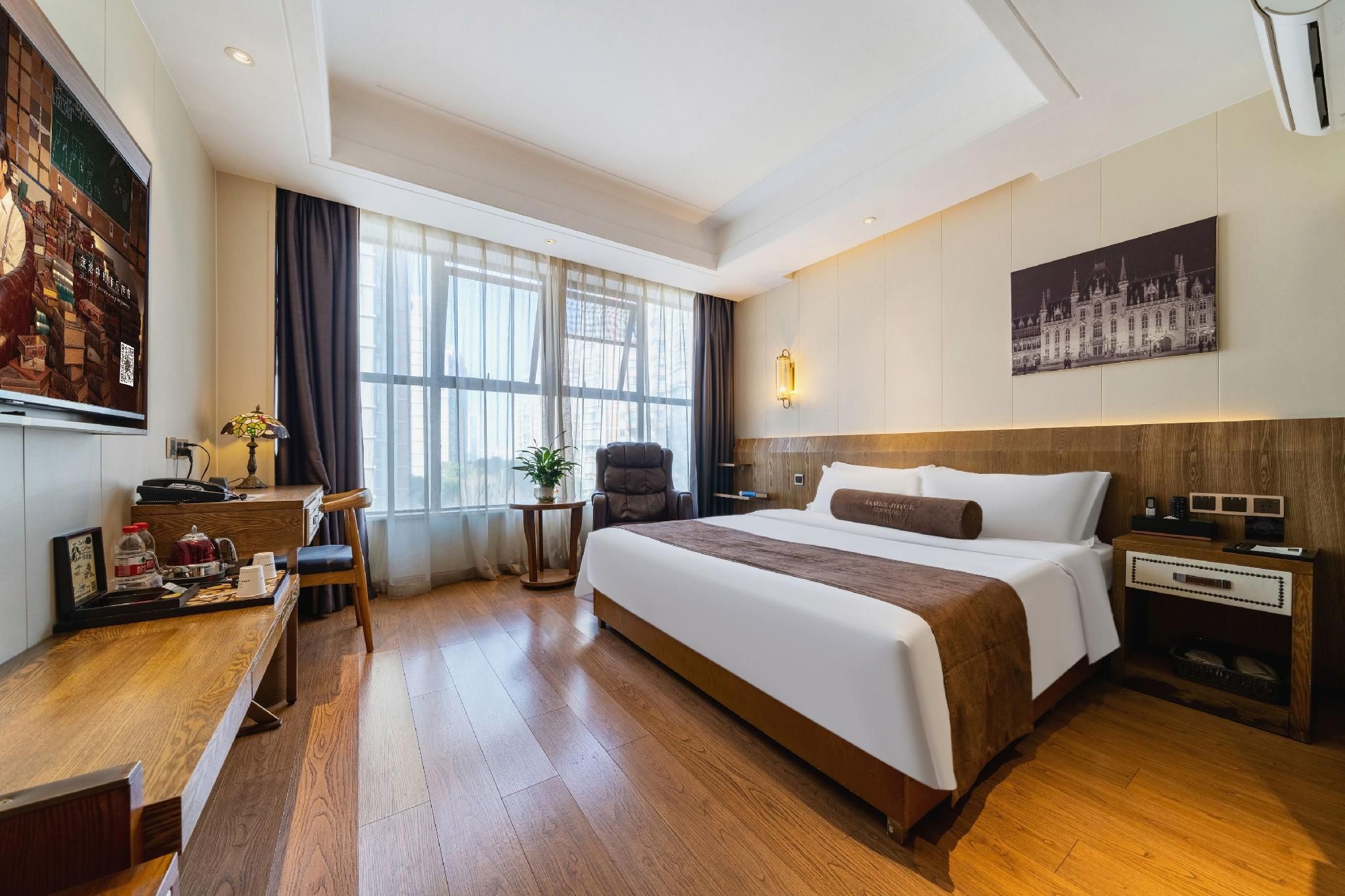 James Joyce - Feifan Bed Room
