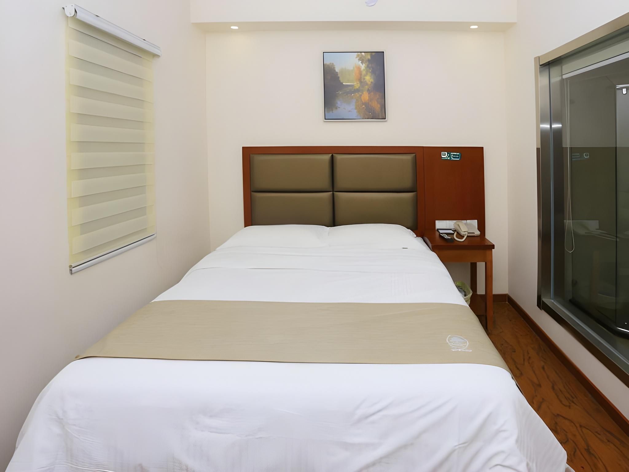 GTR Special offer - Guest Room with One 1.5M Bed