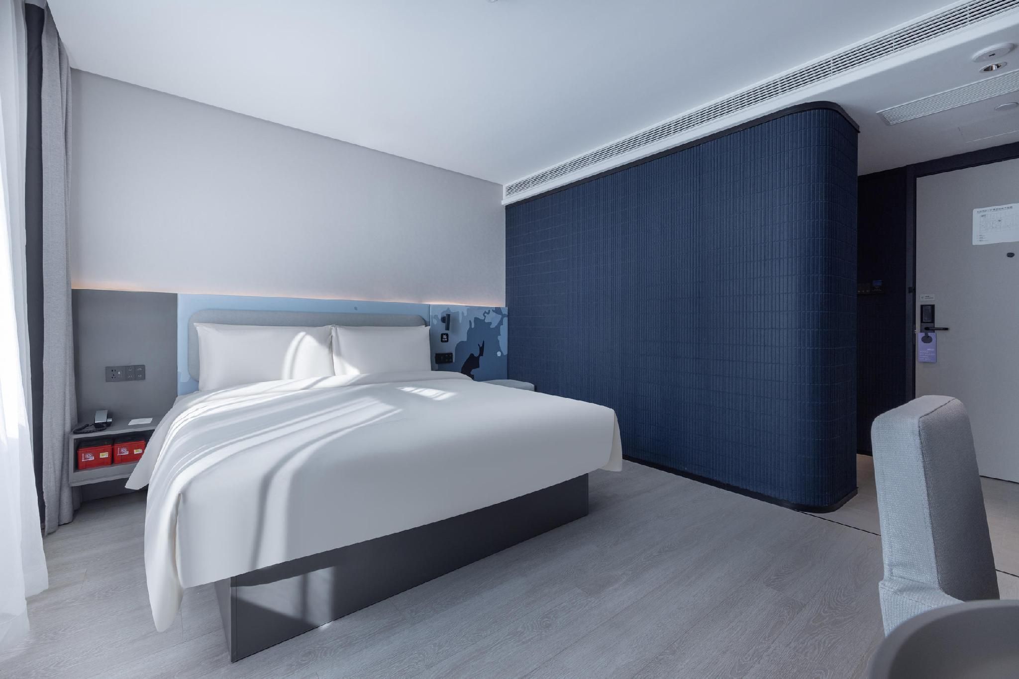 Atour - Select 1 Bed Room