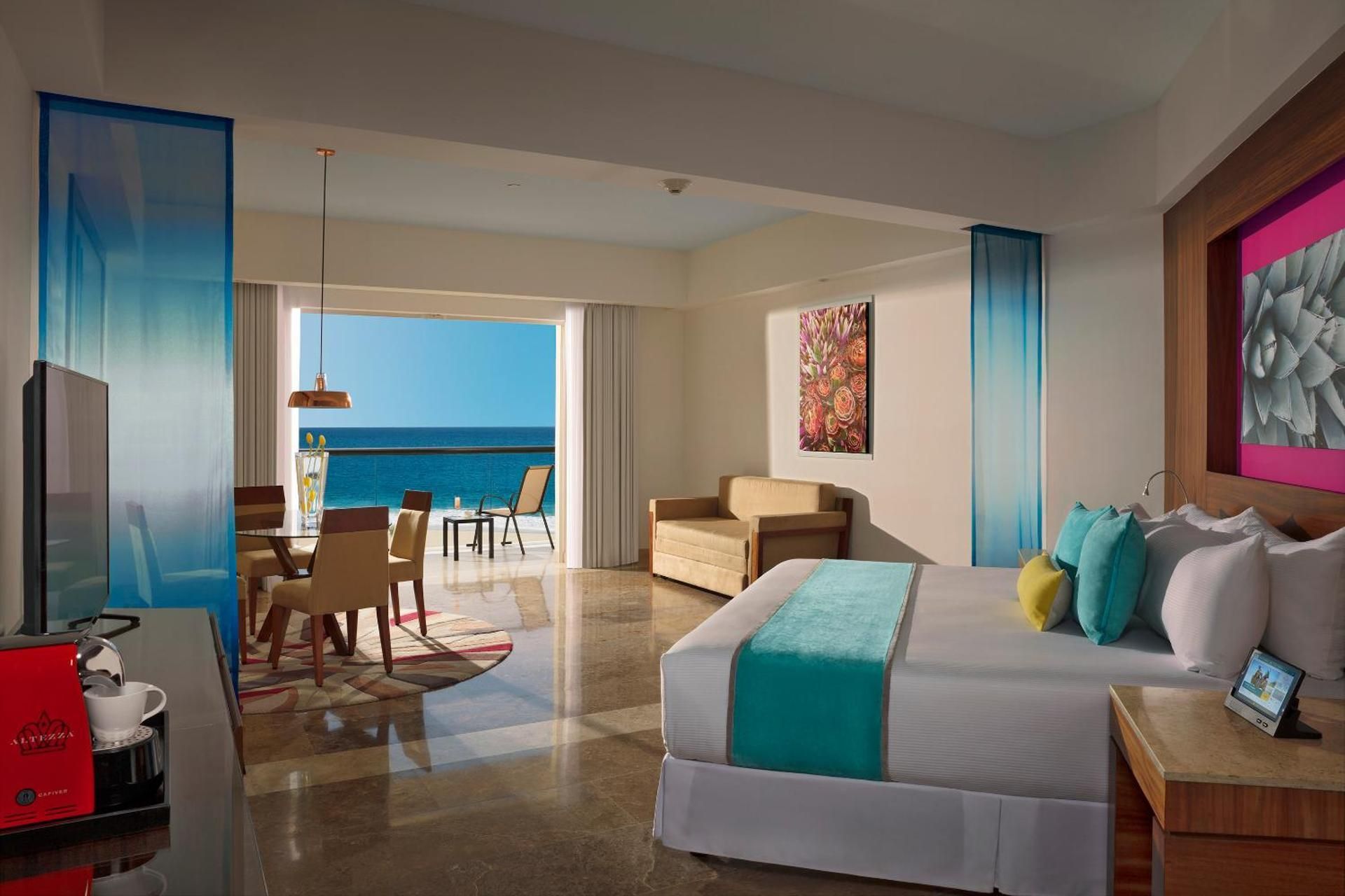 Altitude Governor Suite Ocean View