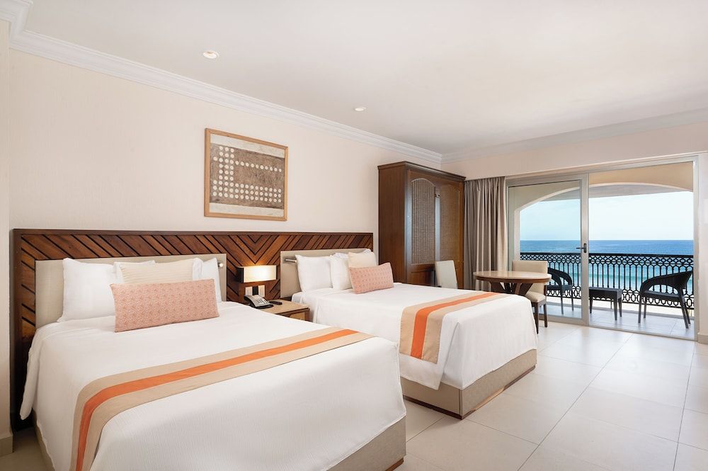 Deluxe Room, Balcony, Oceanfront