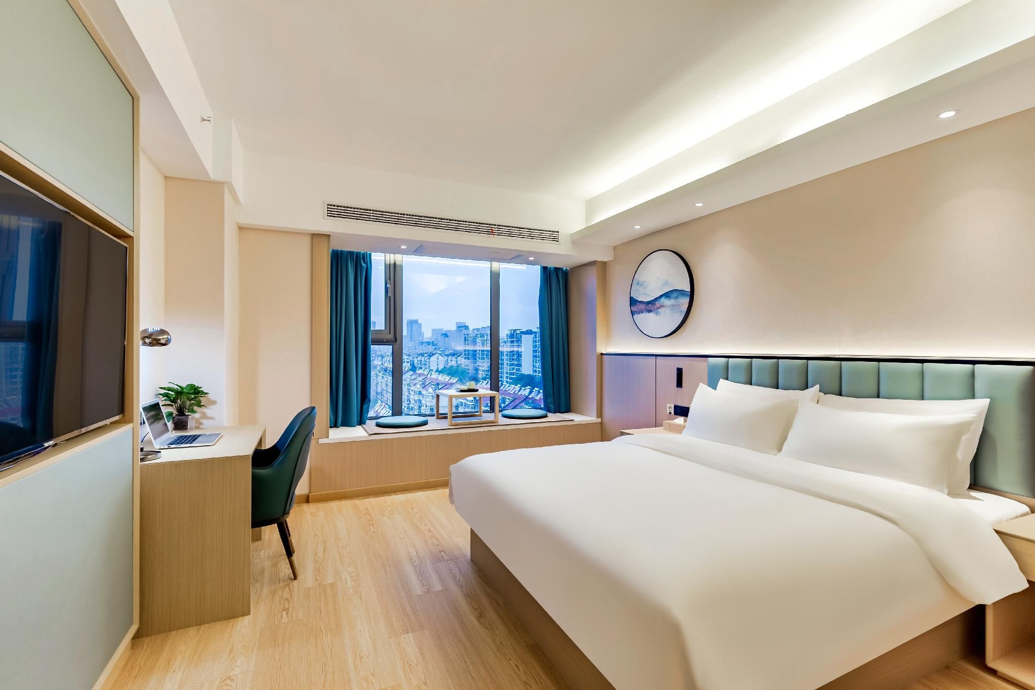 Huazhu - Superior BedRoom