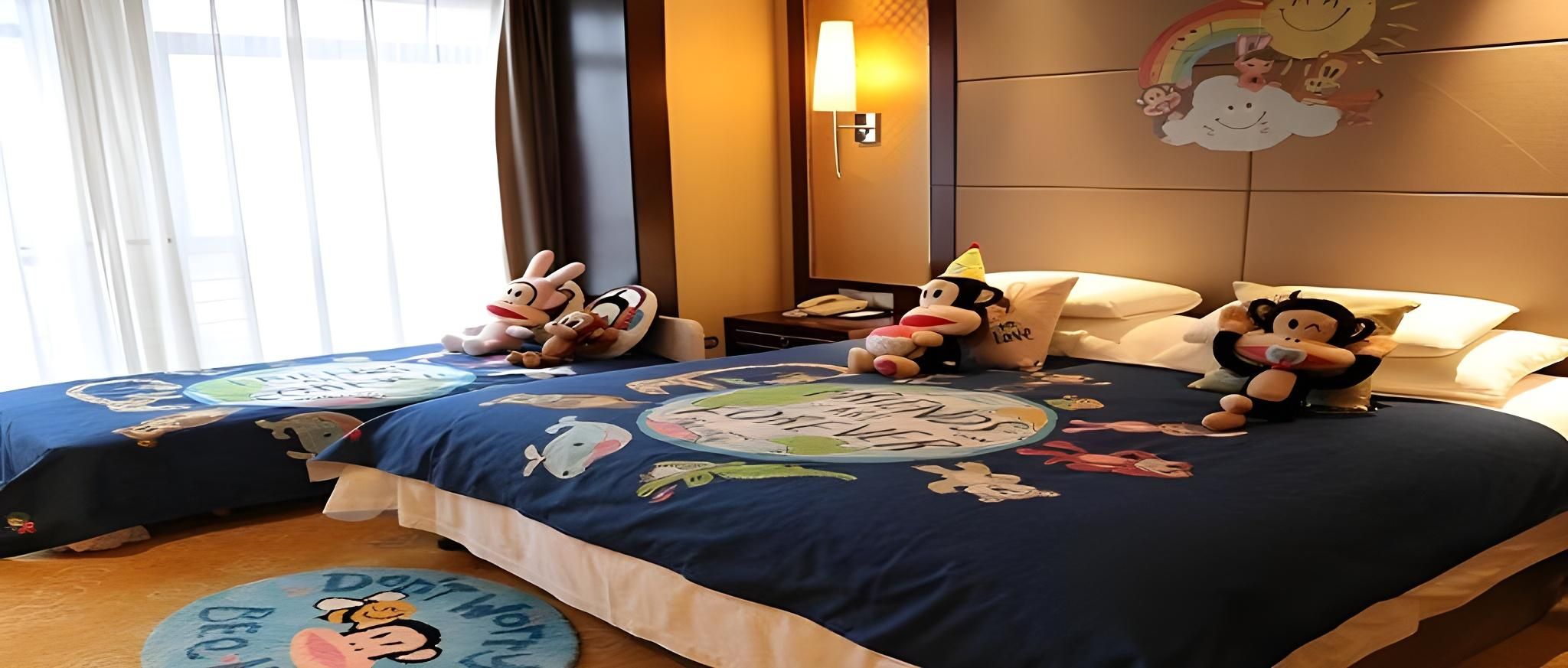 New Century Parent Child Suite