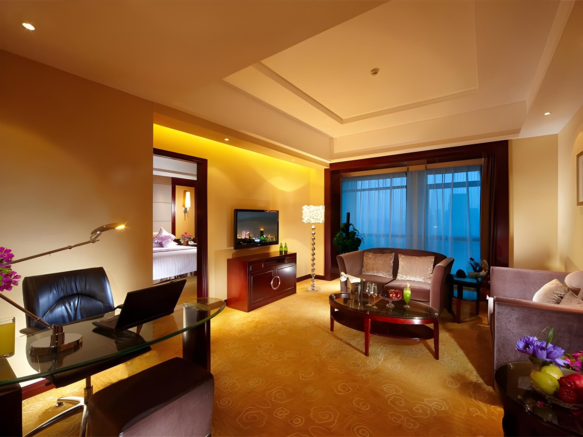 Executive Suite Non-Smoking