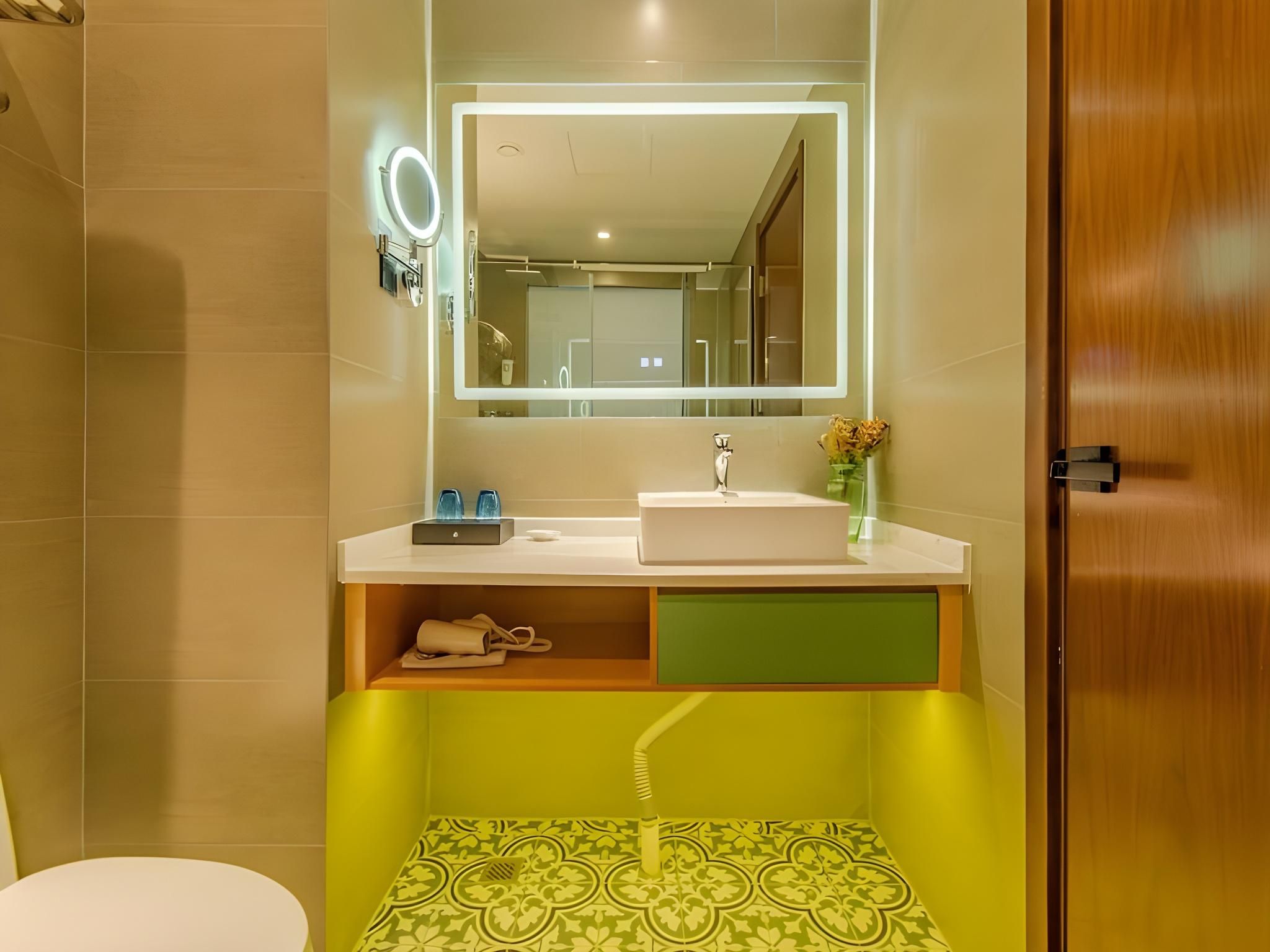 GTI - GEM Superior 1 Bed Room