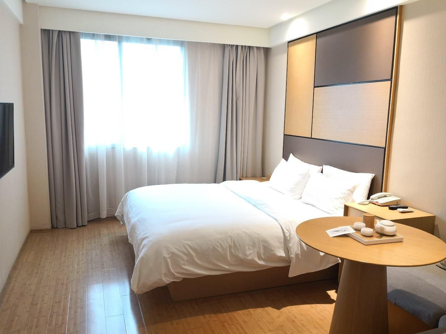 Huazhu - Superior BedRoom
