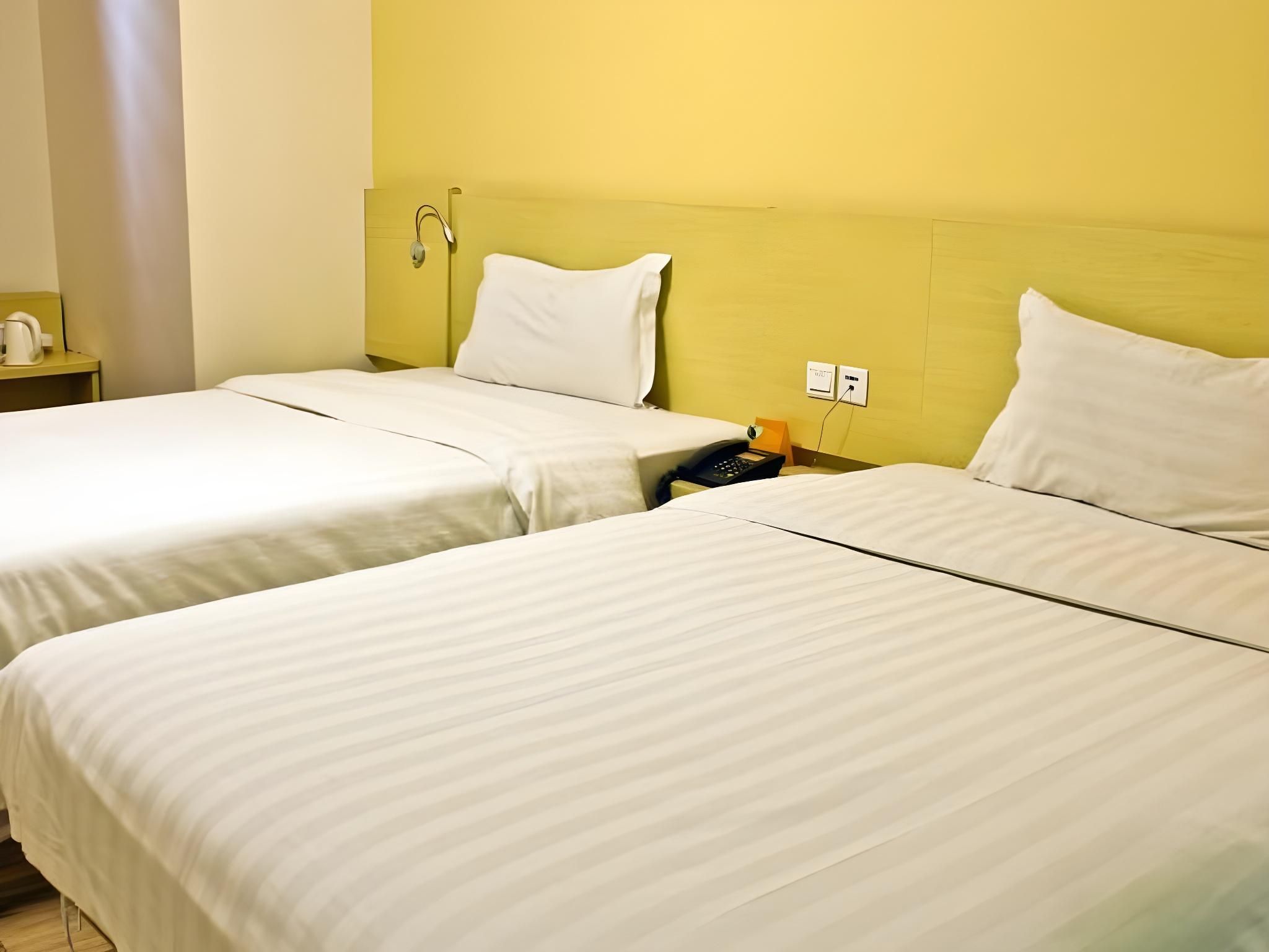 7 Days - Zizhu Twin Room