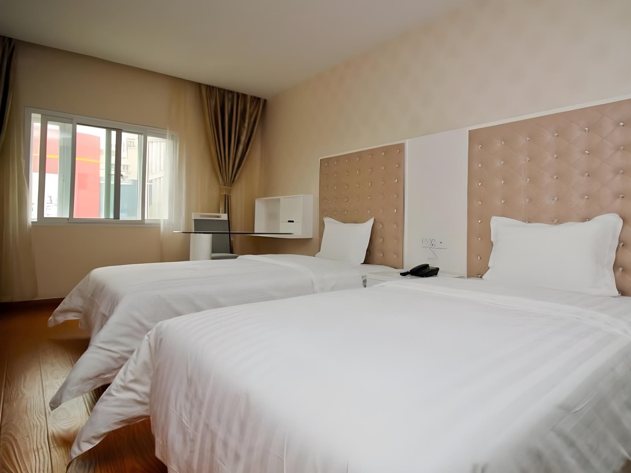 Corporate Twin, Guest room, 2 Twin/Single Bed(s), City view