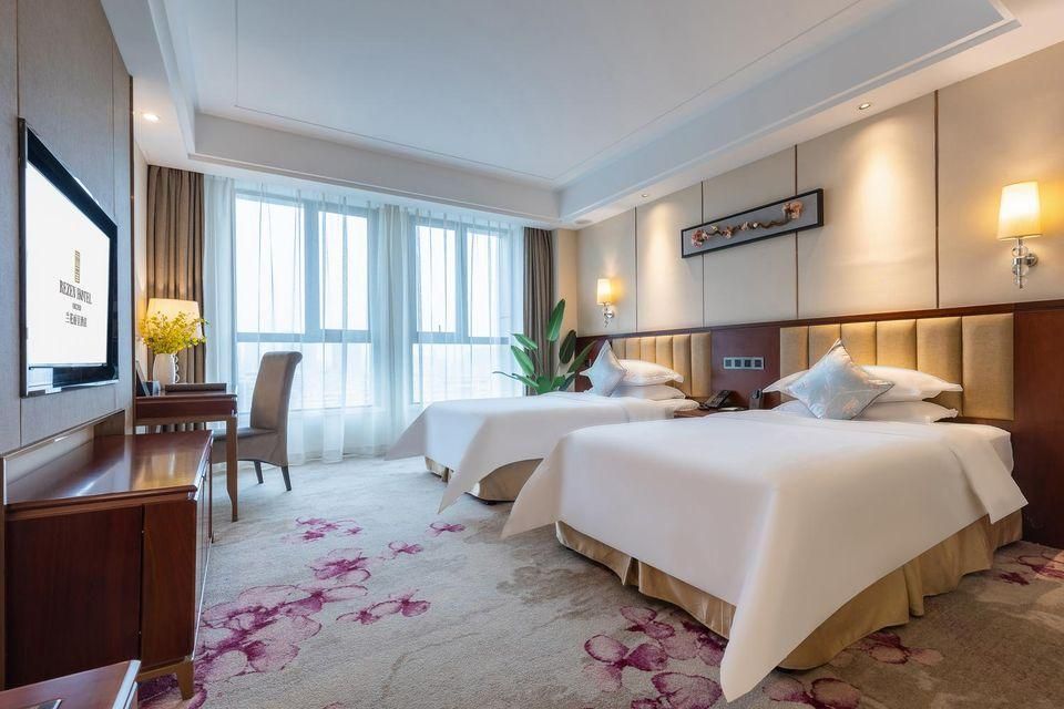 Rezen - Lucky Executive Twin Room