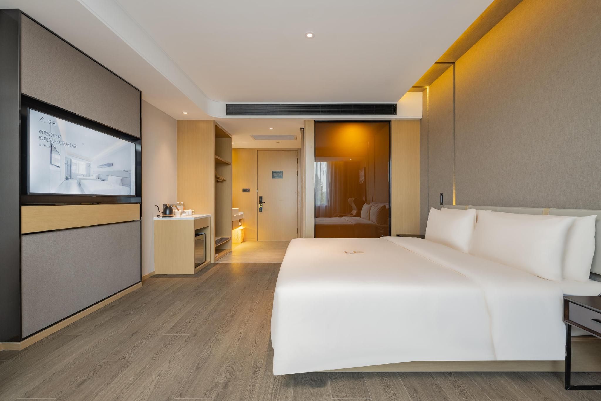 Executive room, Guest room, 1 Queen