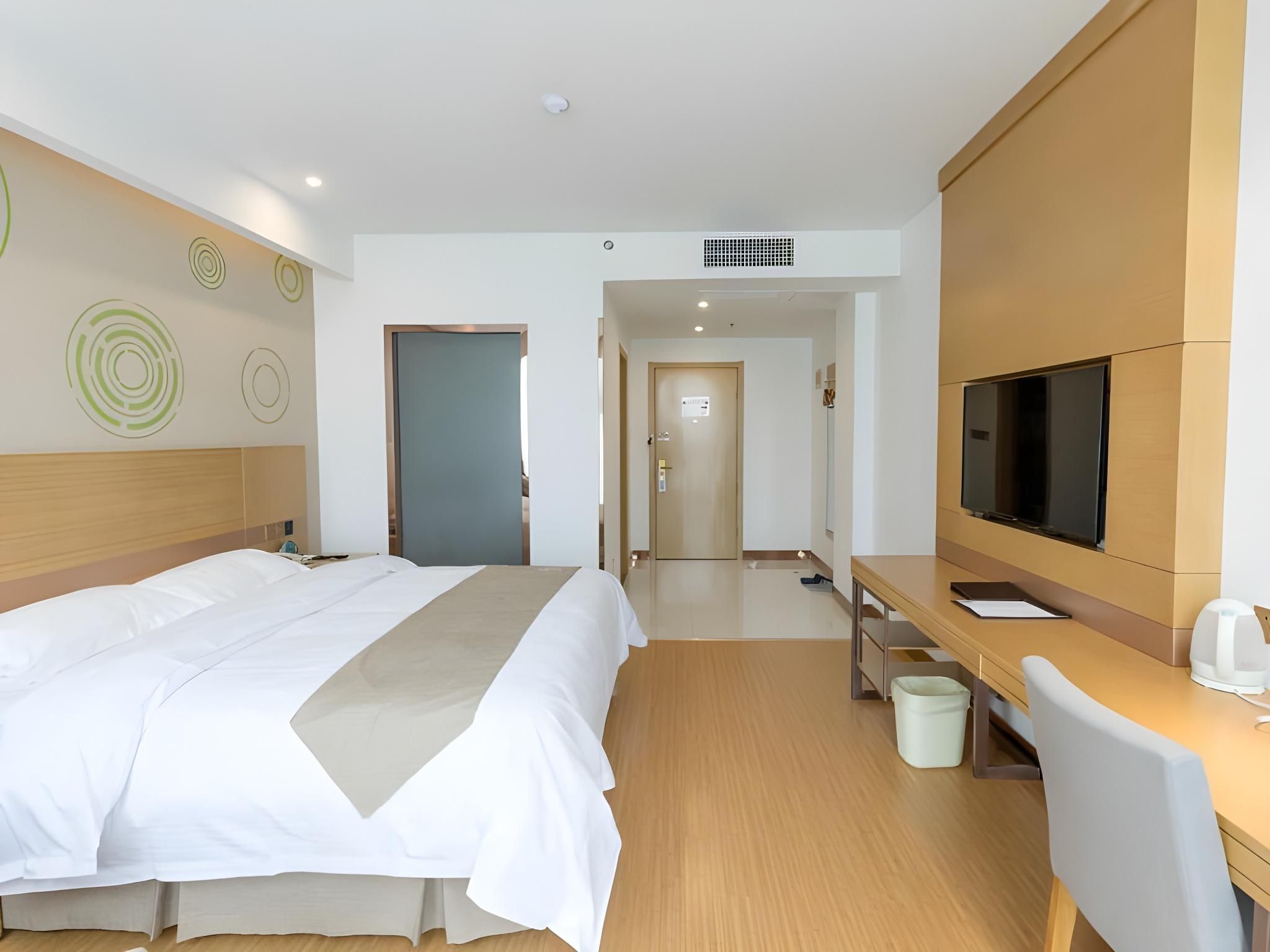 Business Queen Room