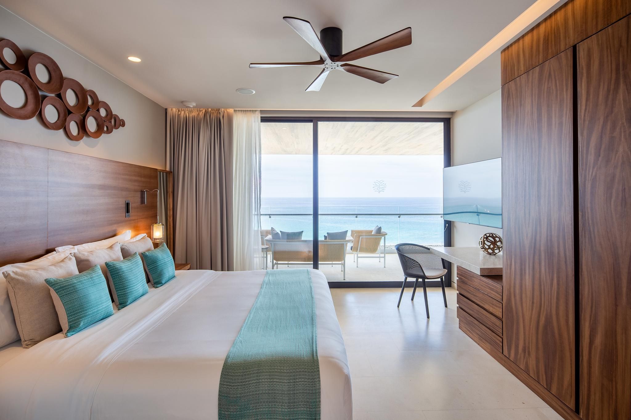 Three Bedroom Villa Ocean View with 5 Beds