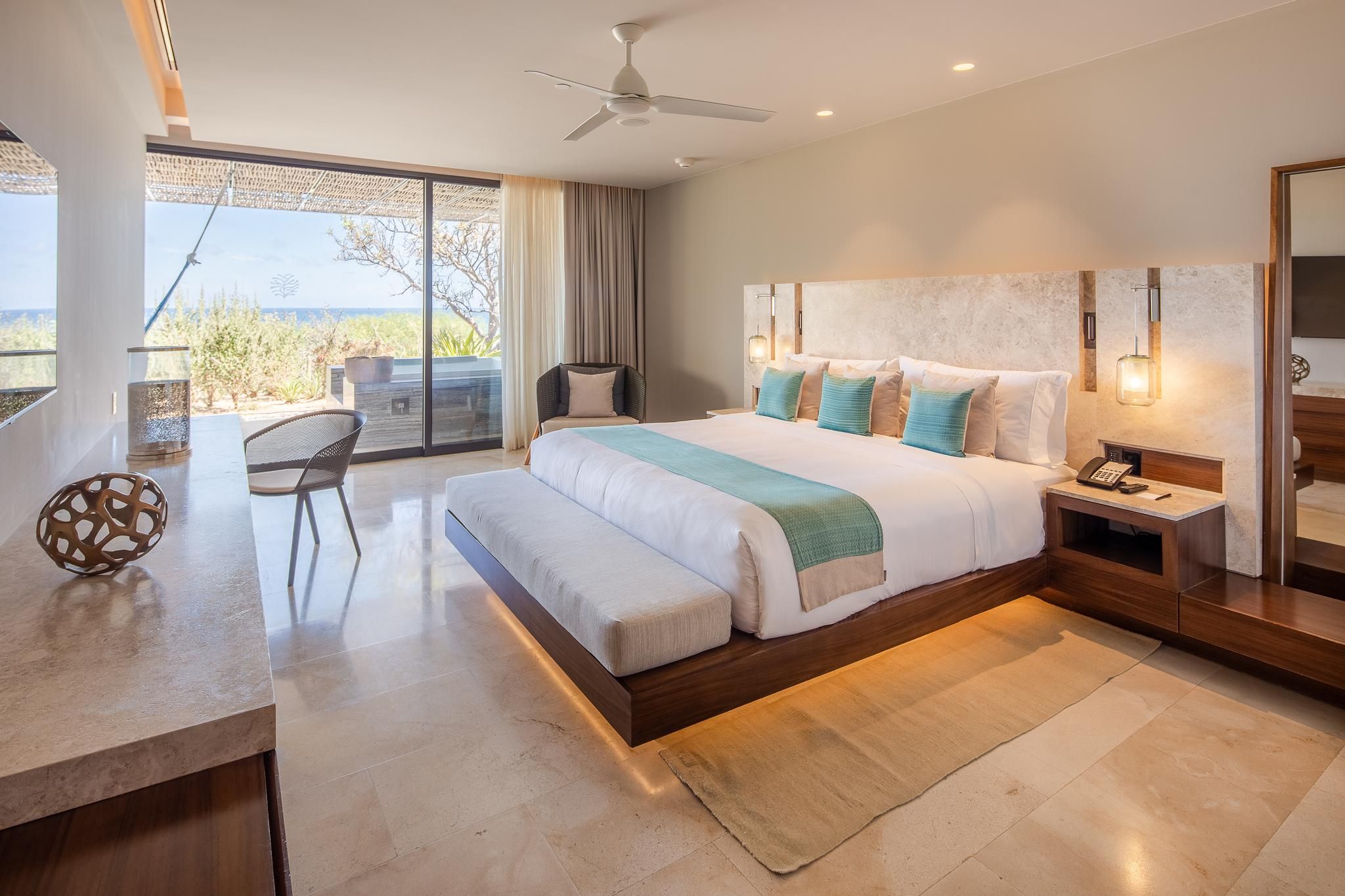 Four Bedroom Villa with Hot Tub