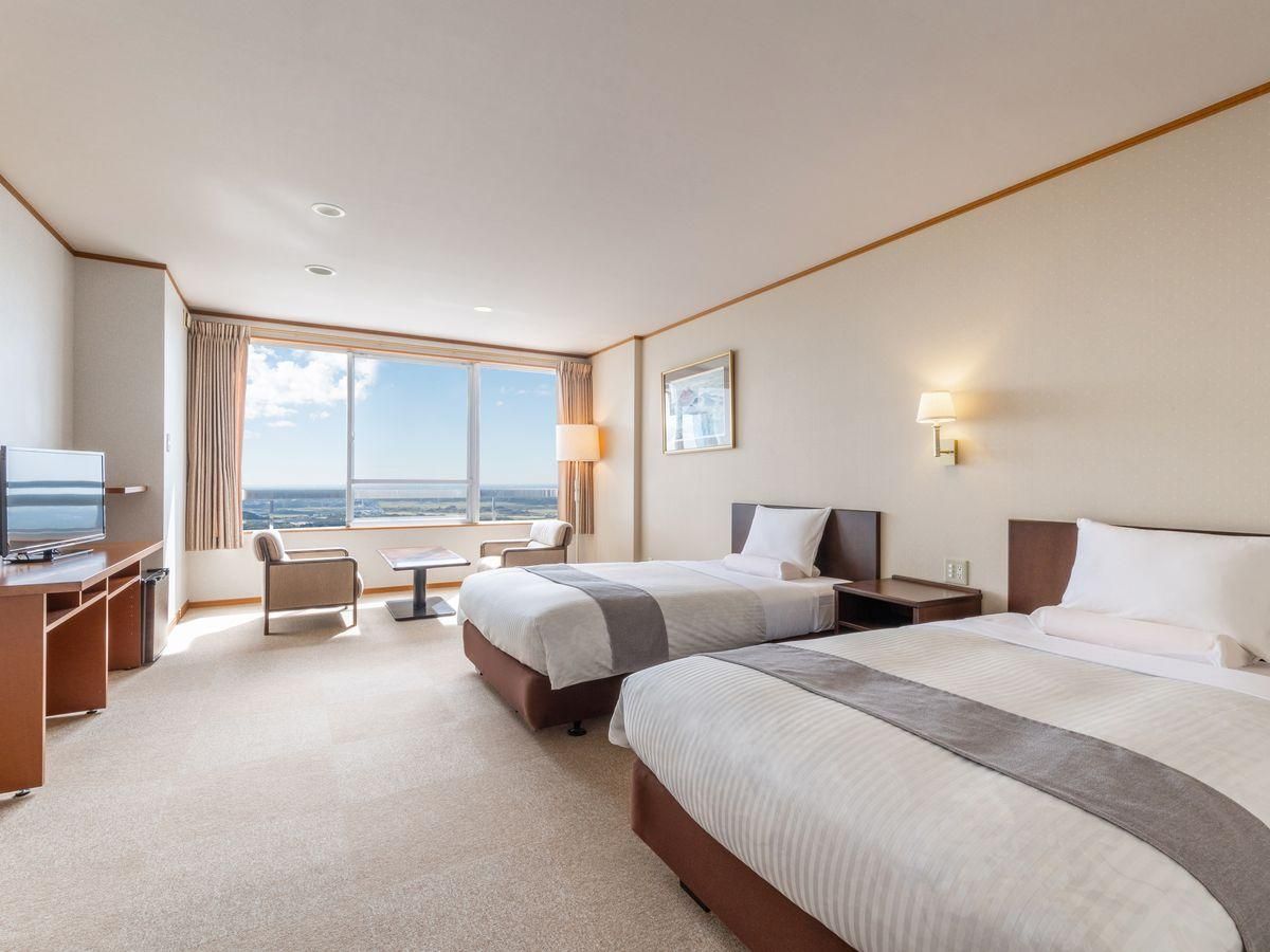 Superior Panoramic View Twin Room with Private Bathroom - Non-Smoking