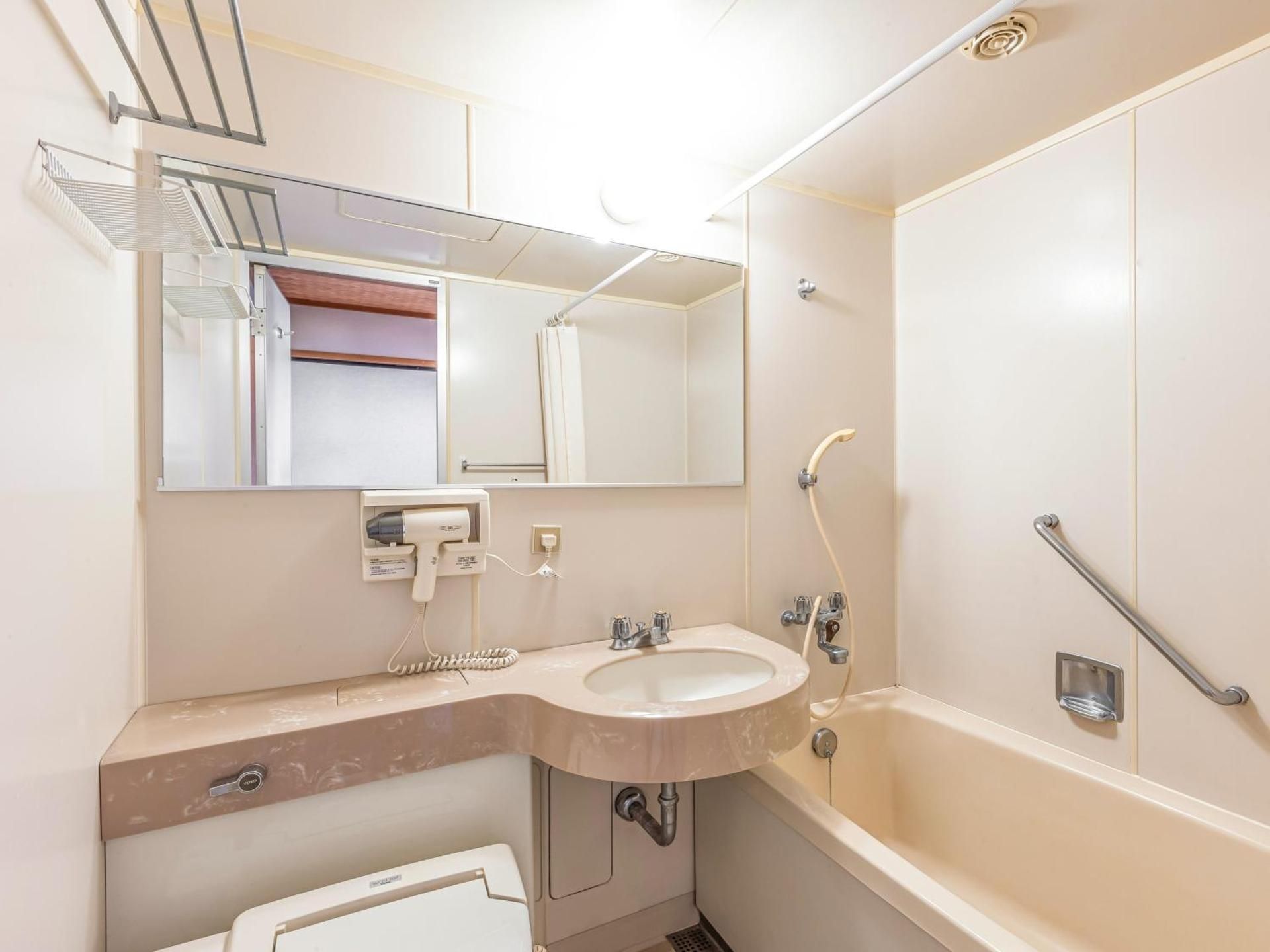 Japanese Style Room with 12 Tatami and Private Bathroom - Non-Smoking