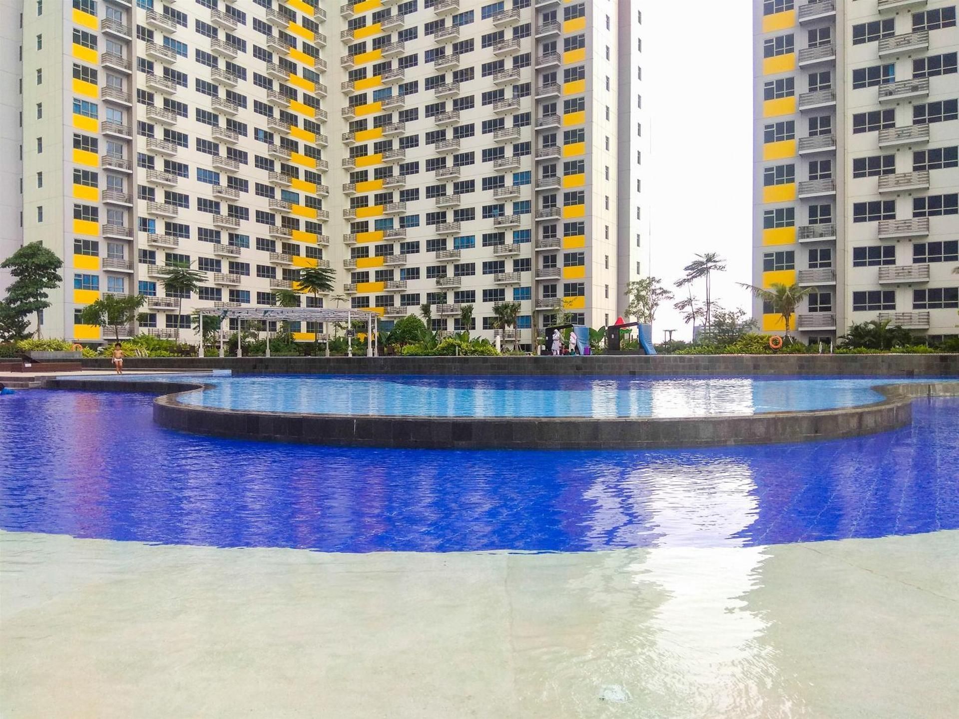 Comfy Living 3BR Springlake Summarecon By Travelio