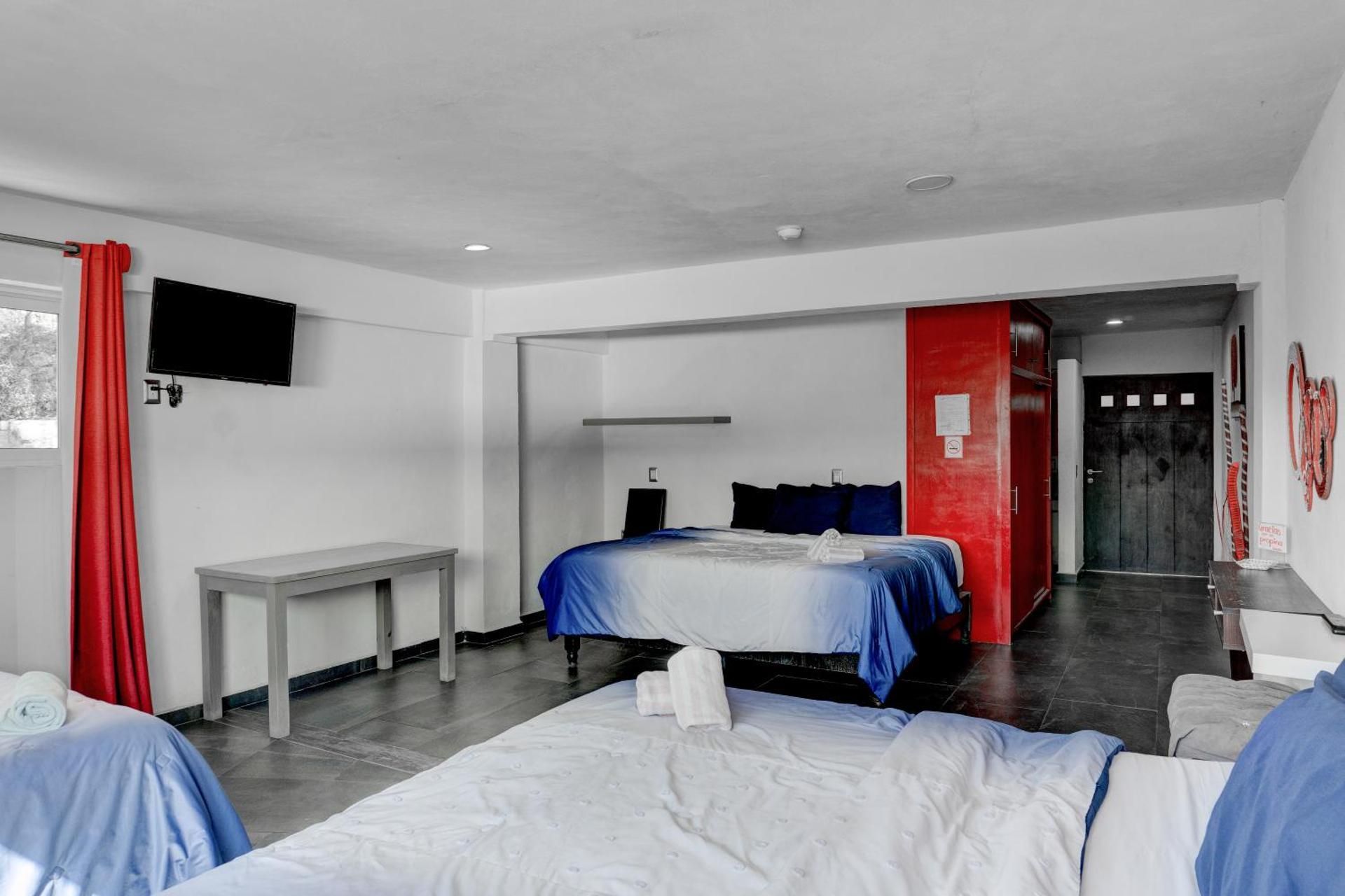 Standard Family Room