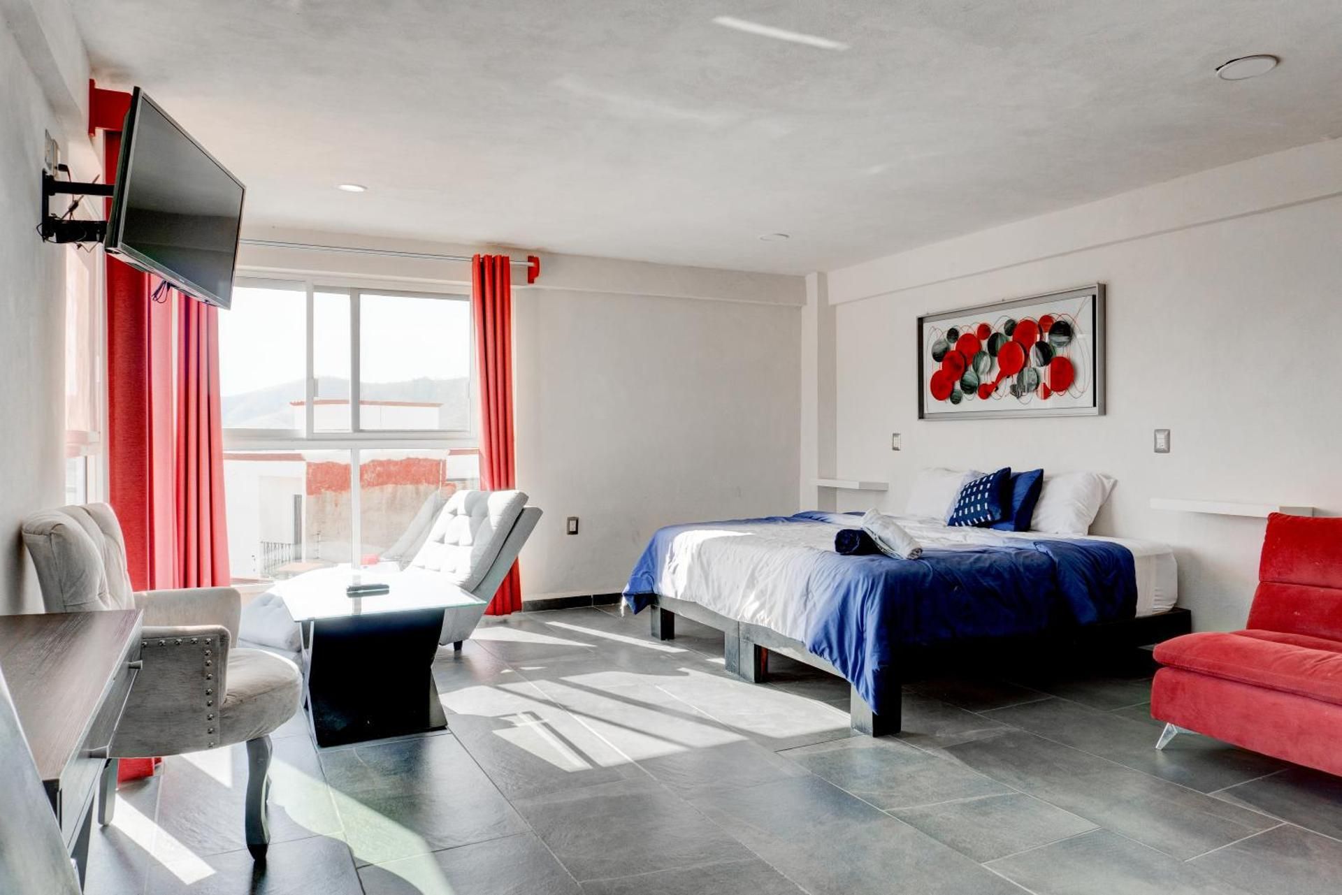 Triple Room with City View