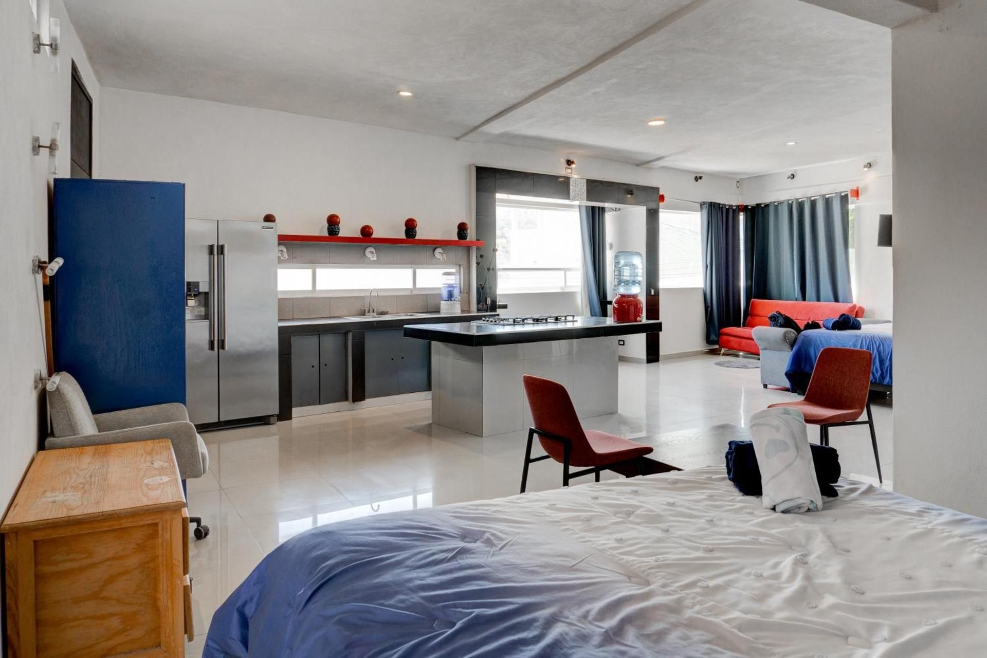 Deluxe Family Room