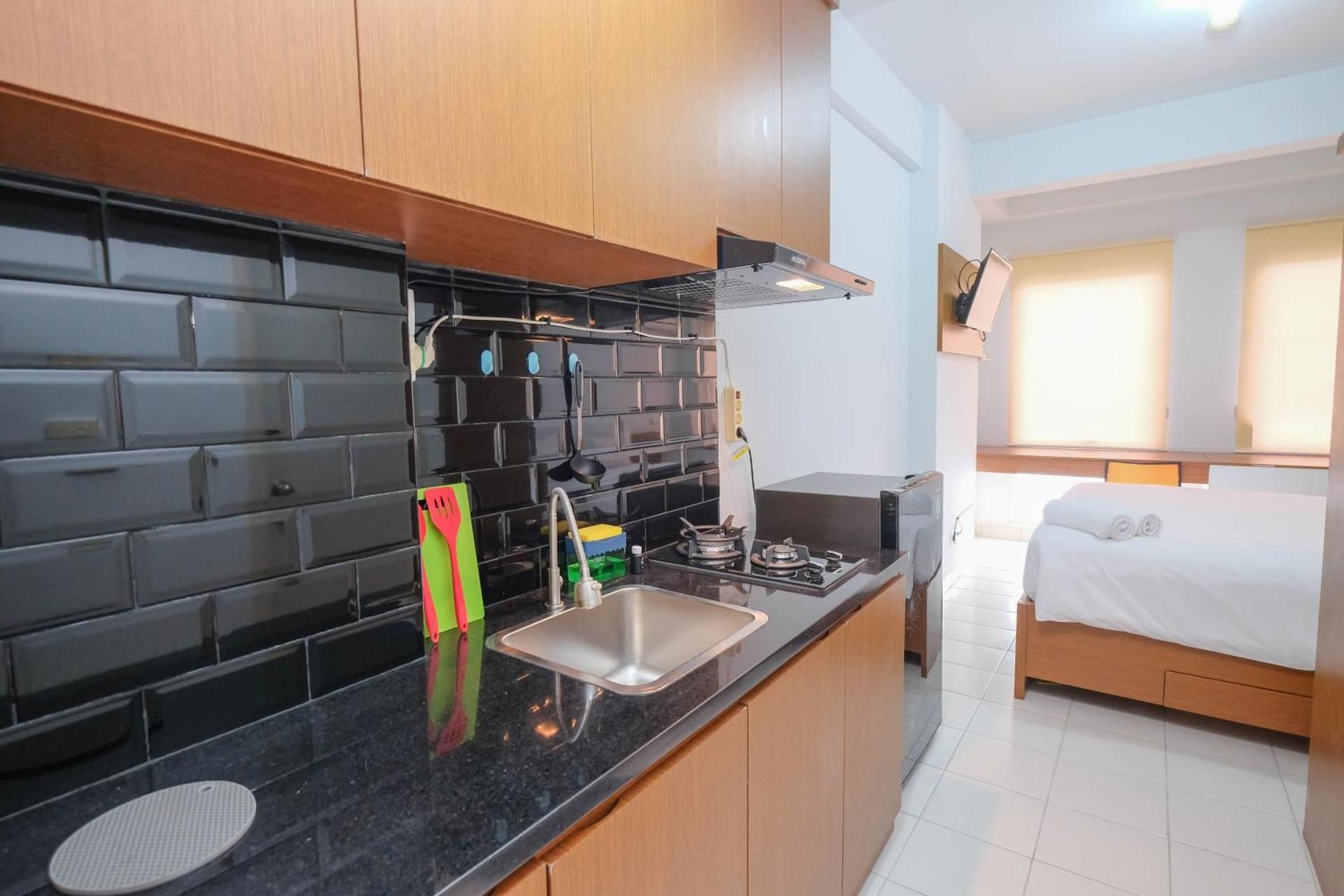 Studio Apartment