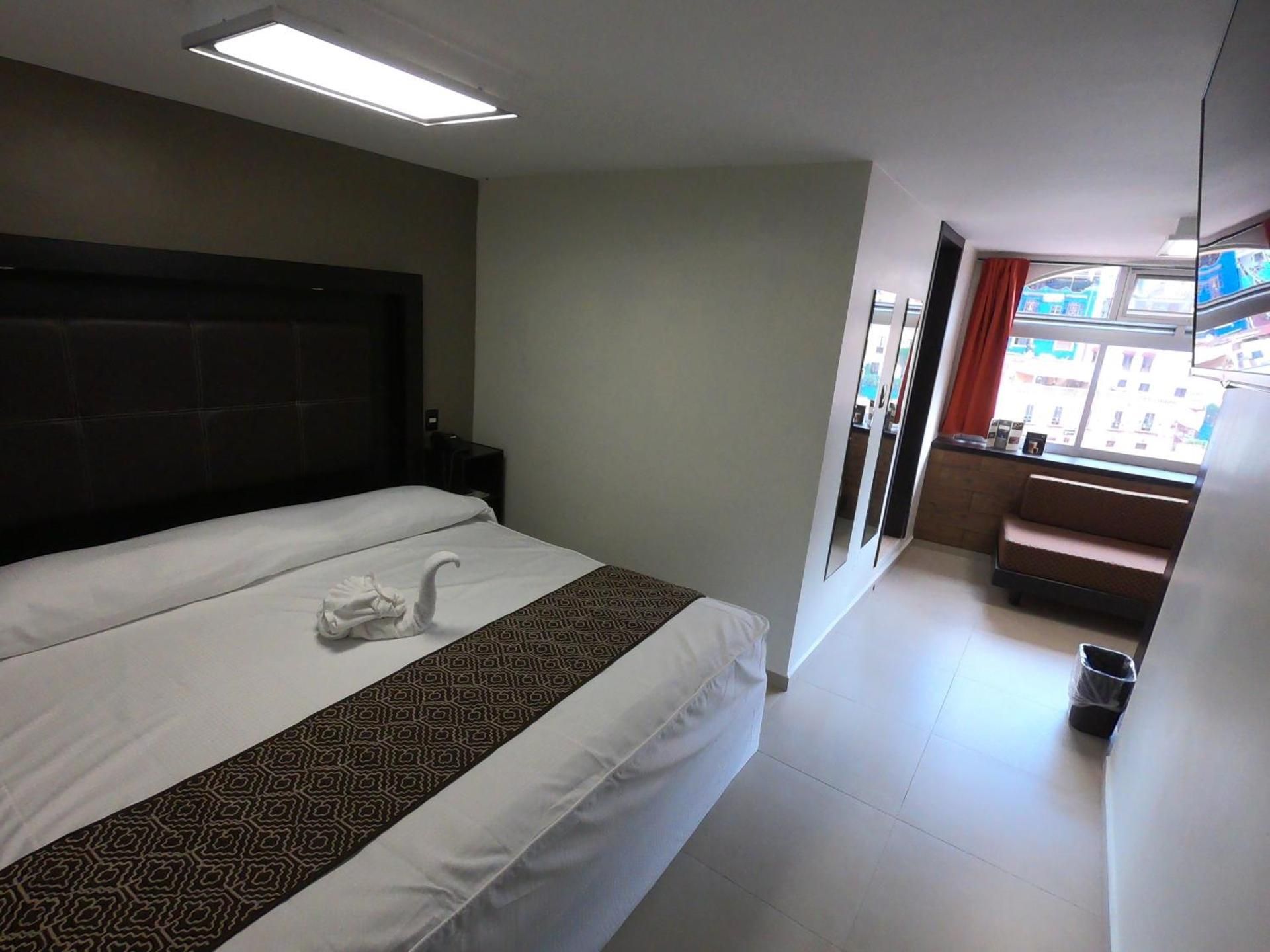 Penthouse Suite