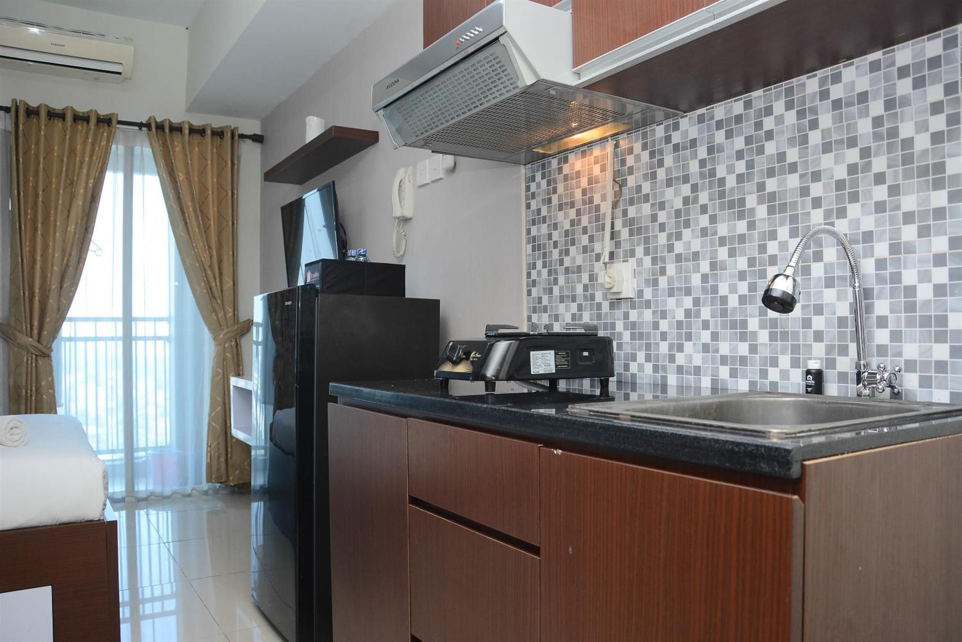 Studio Apartment