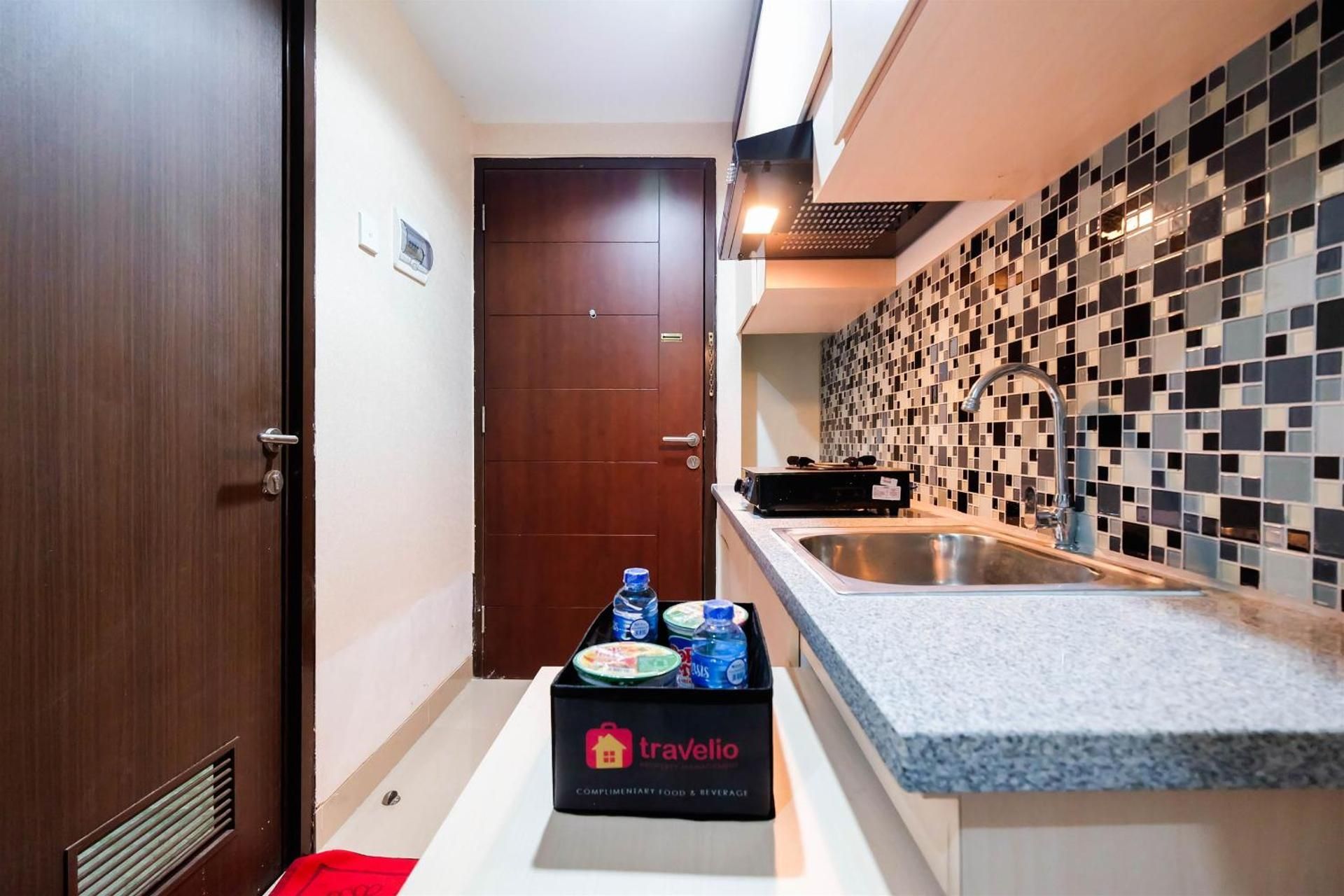 Studio Apartment