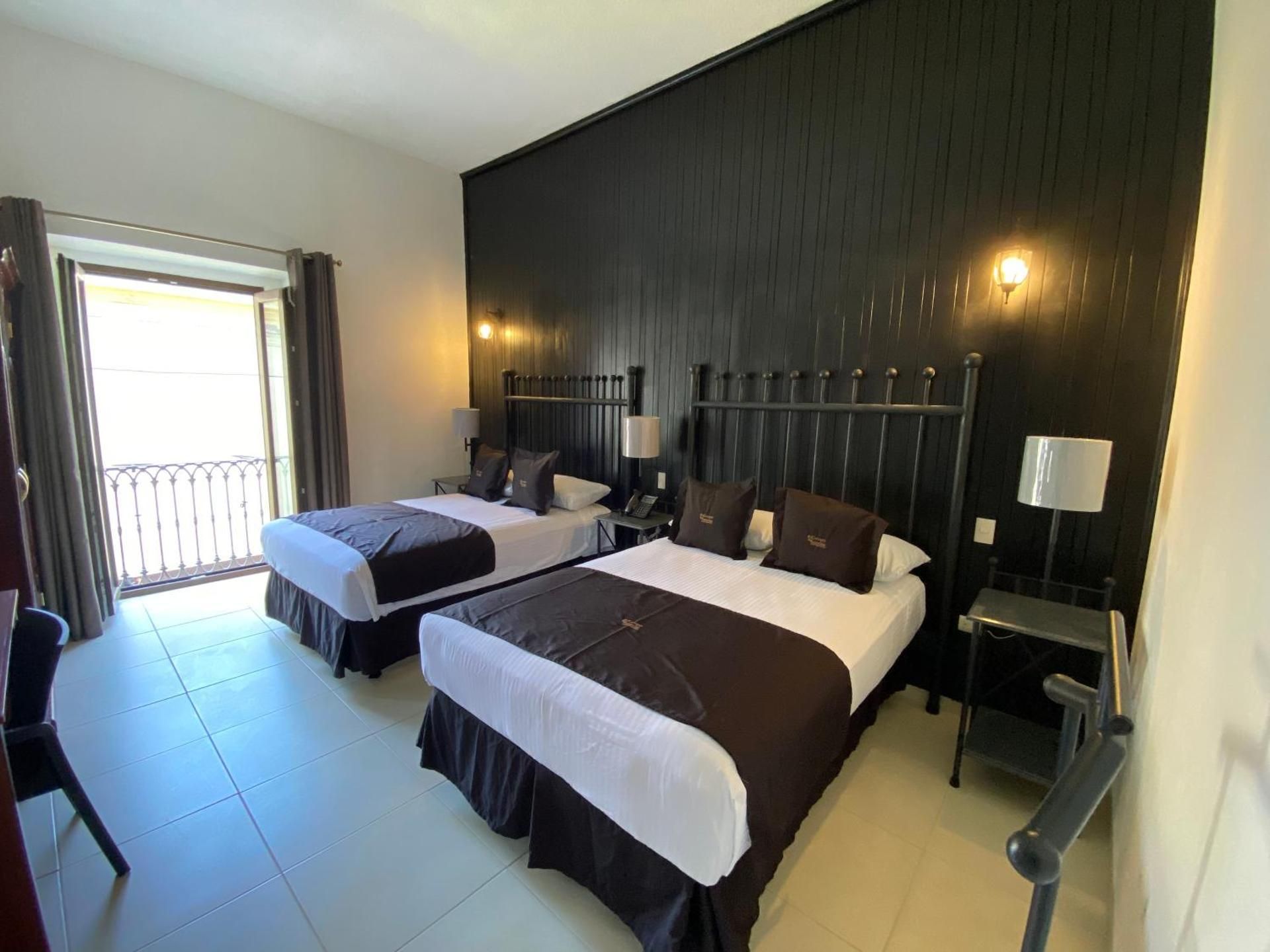 Superior Twin Room with City View