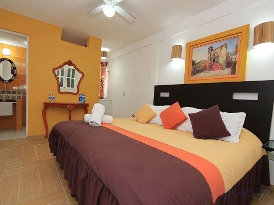 Double King Room - Non-Smoking