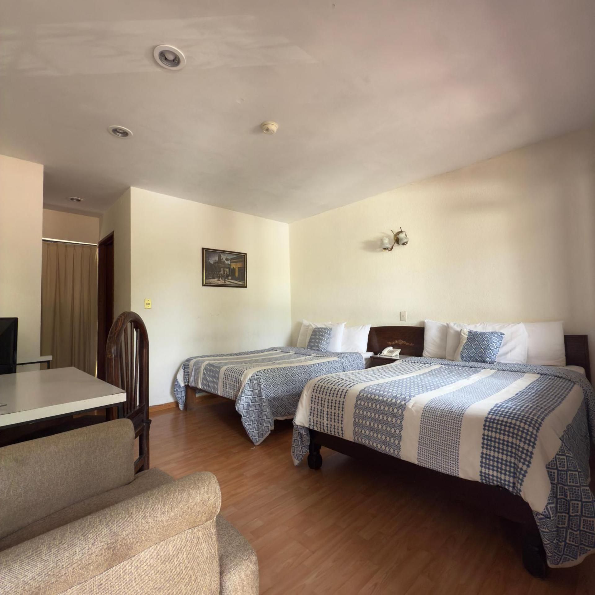 Economy Twin Room