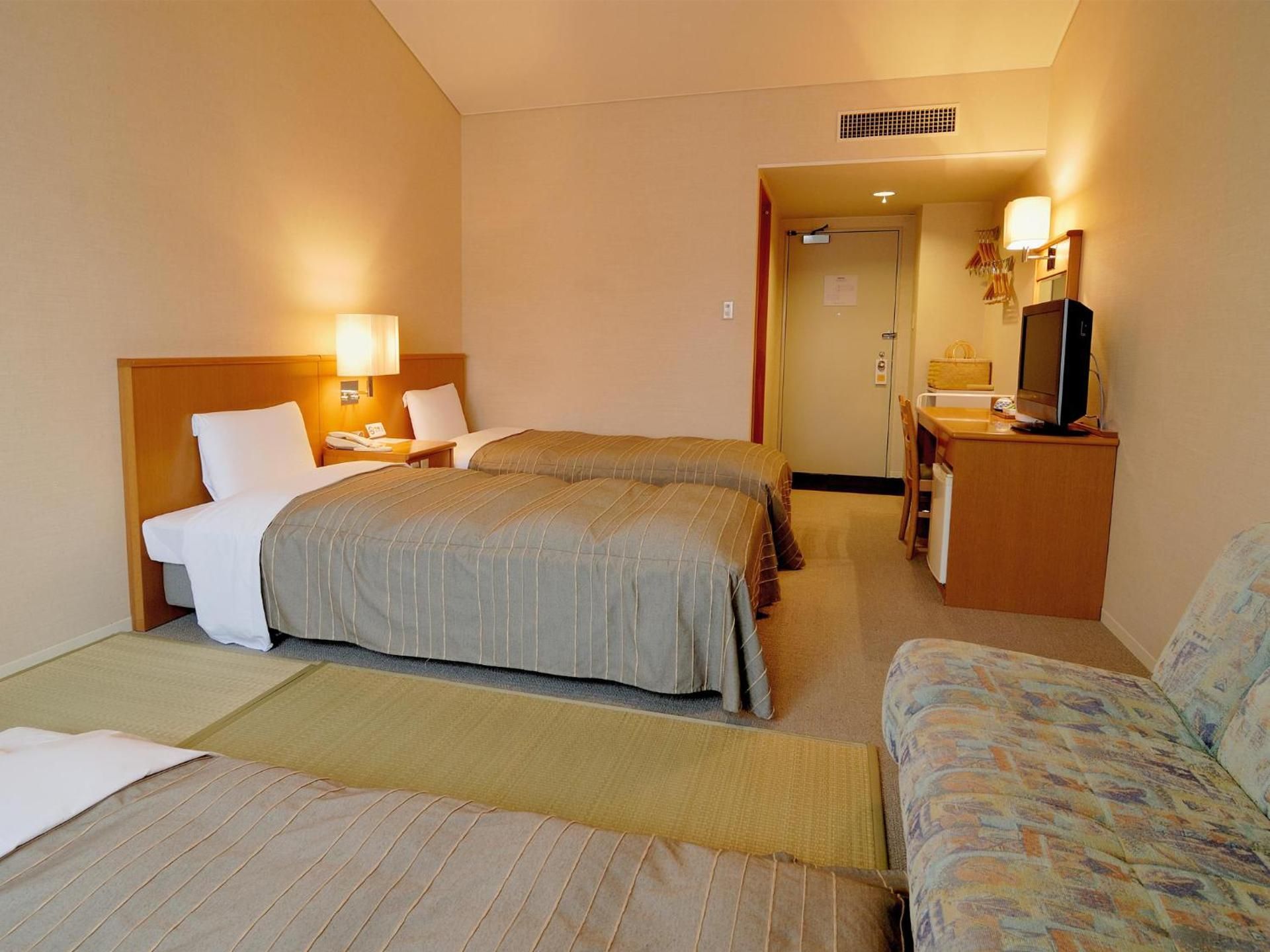 Room with Tatami Area